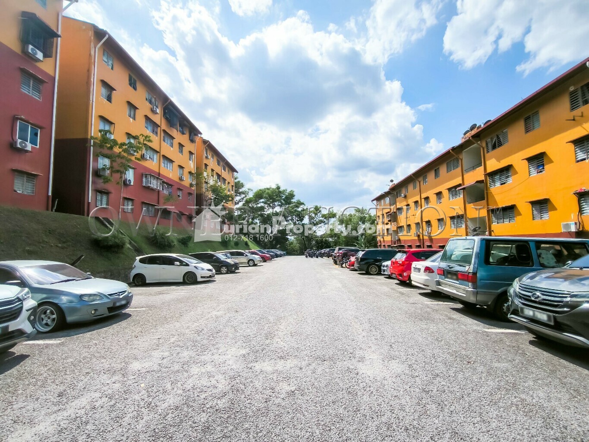 Apartment For Auction at Putra Permai Type A