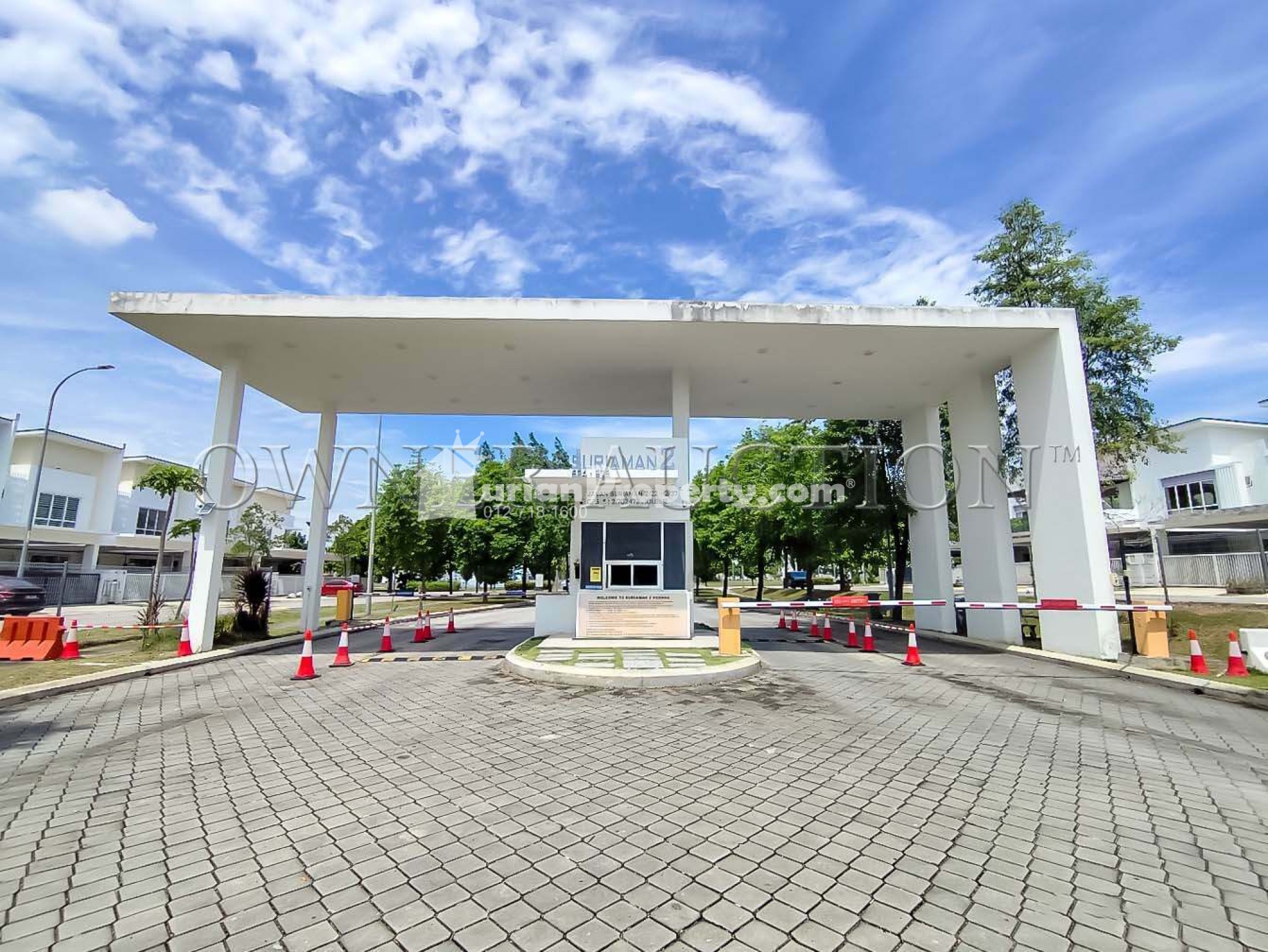 Terrace House For Auction at Suriaman