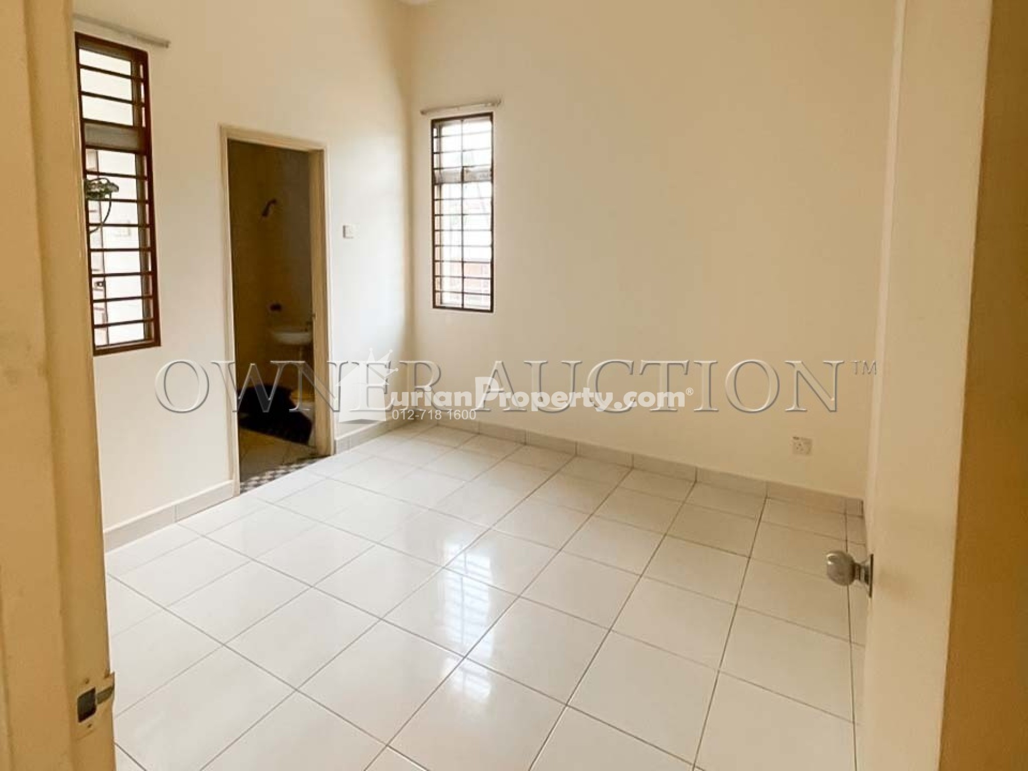 Terrace House For Auction at Kemuning Utama Bayu