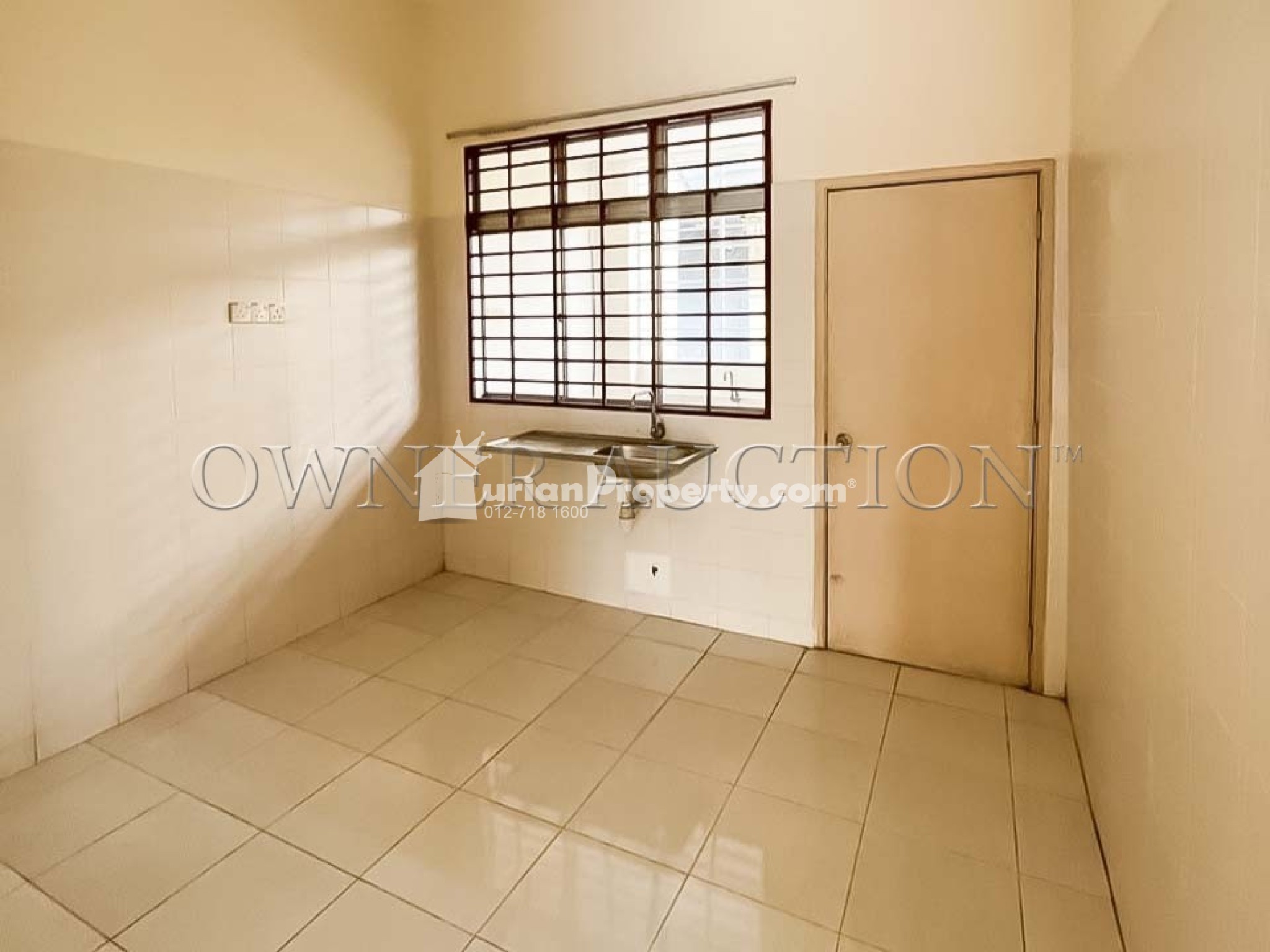 Terrace House For Auction at Kemuning Utama Bayu