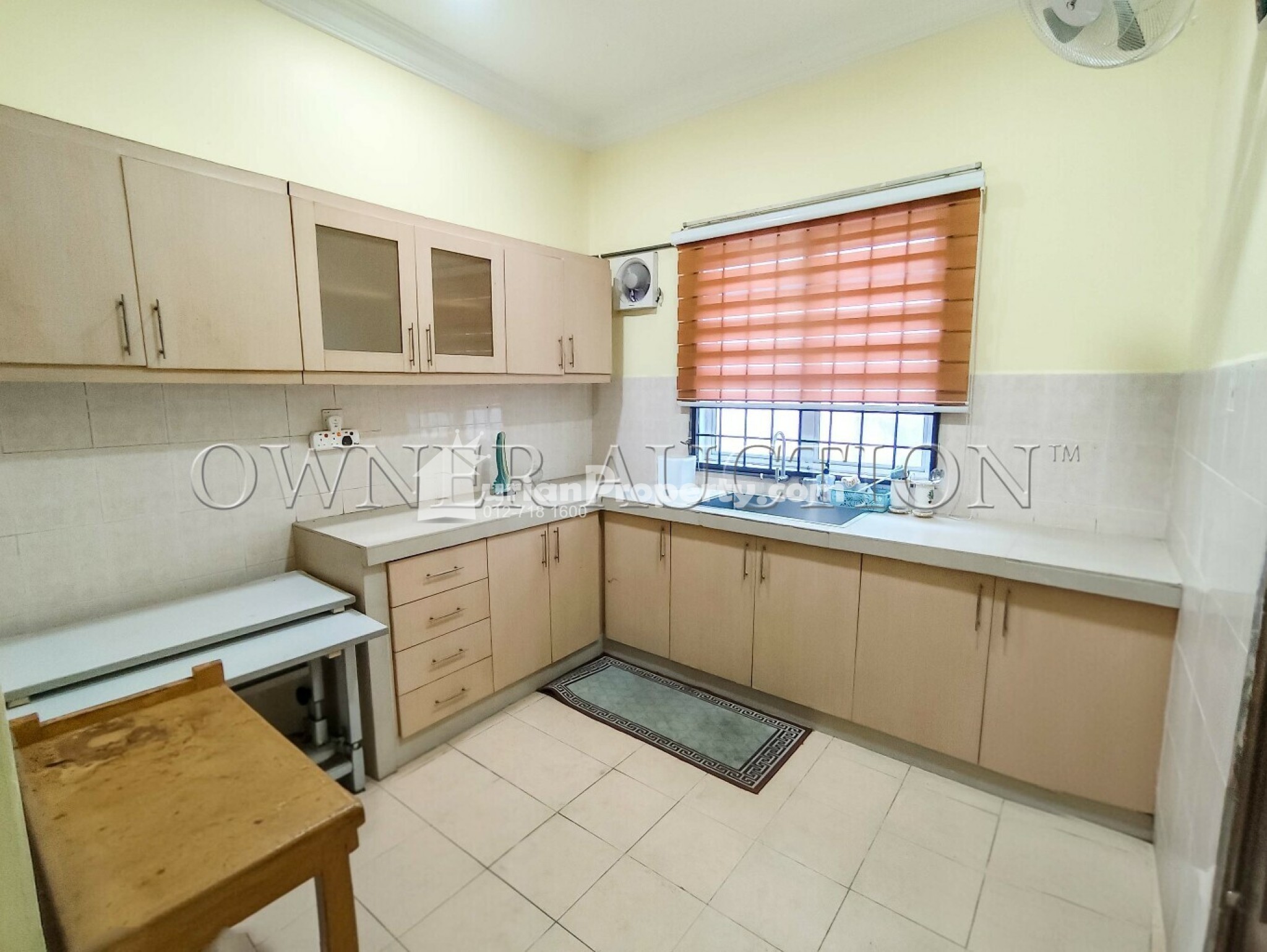 Terrace House For Auction at Taman Megah 2