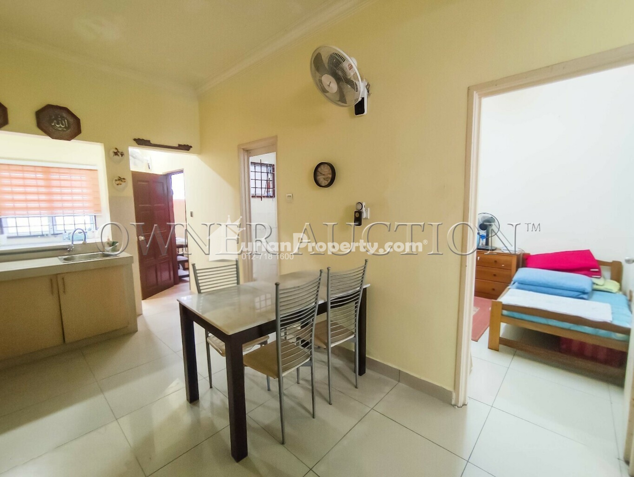 Terrace House For Auction at Taman Megah 2