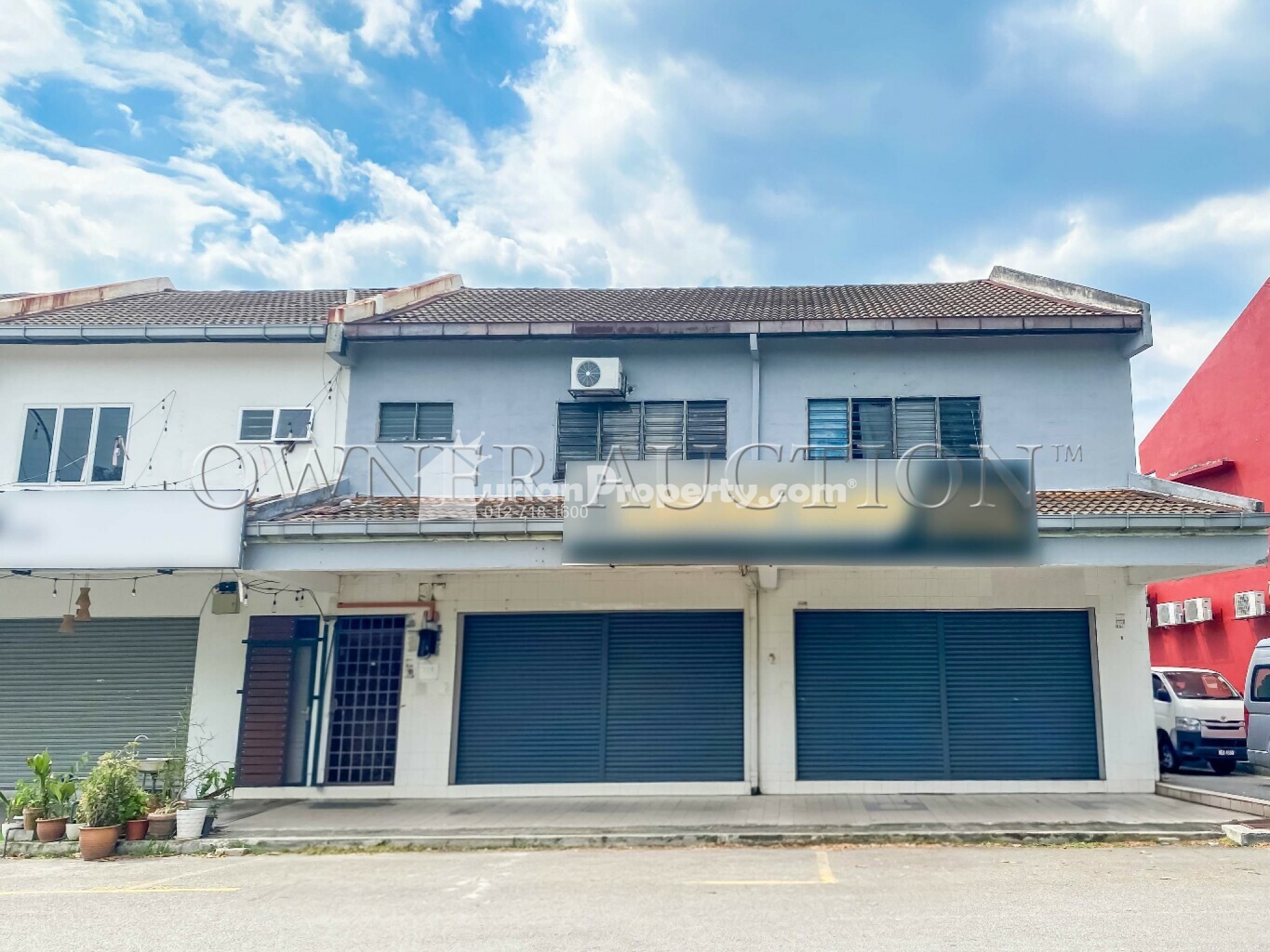 Shop For Auction at TTDI Jaya