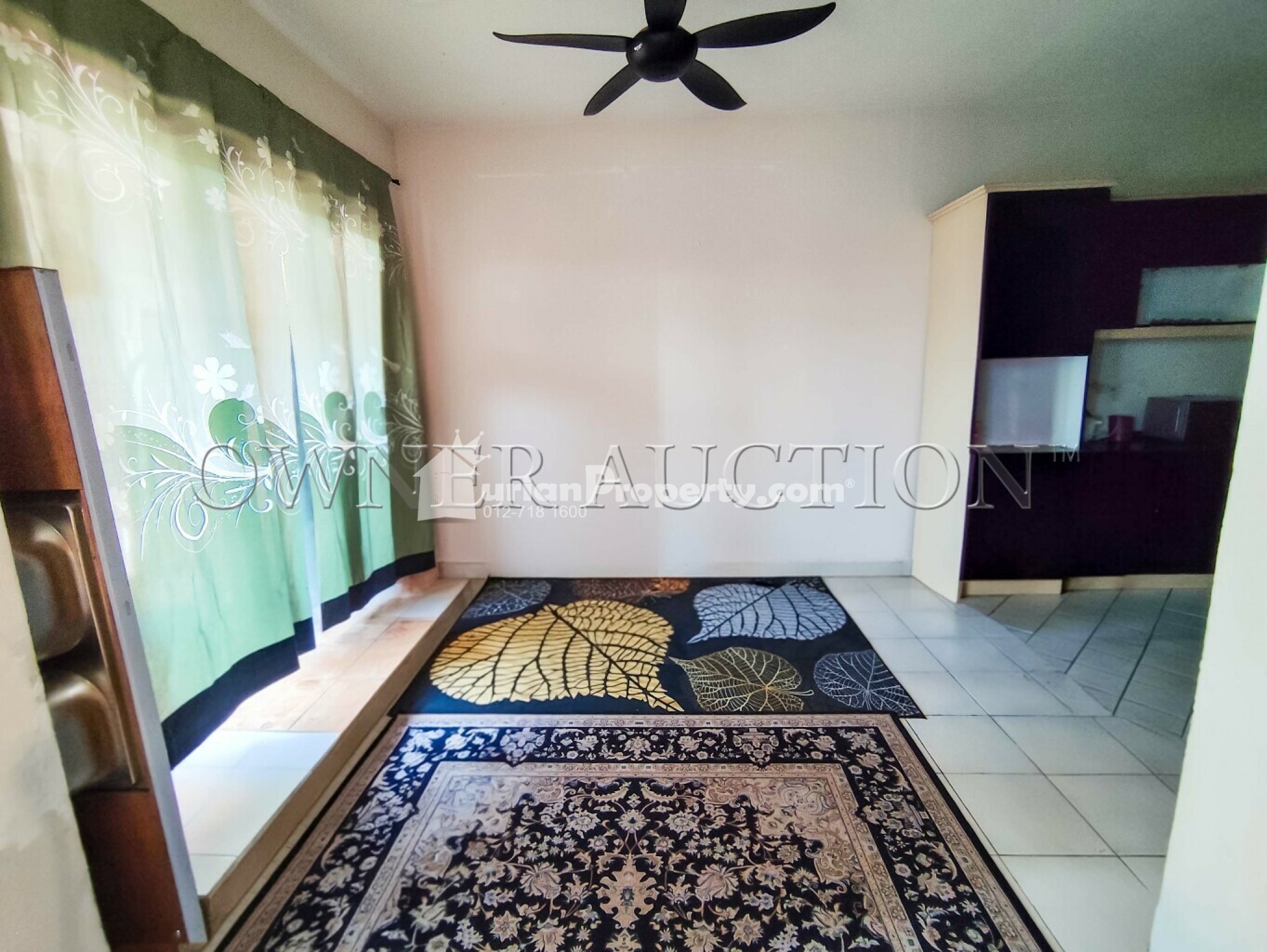 Condo For Auction at Armanee Condominium