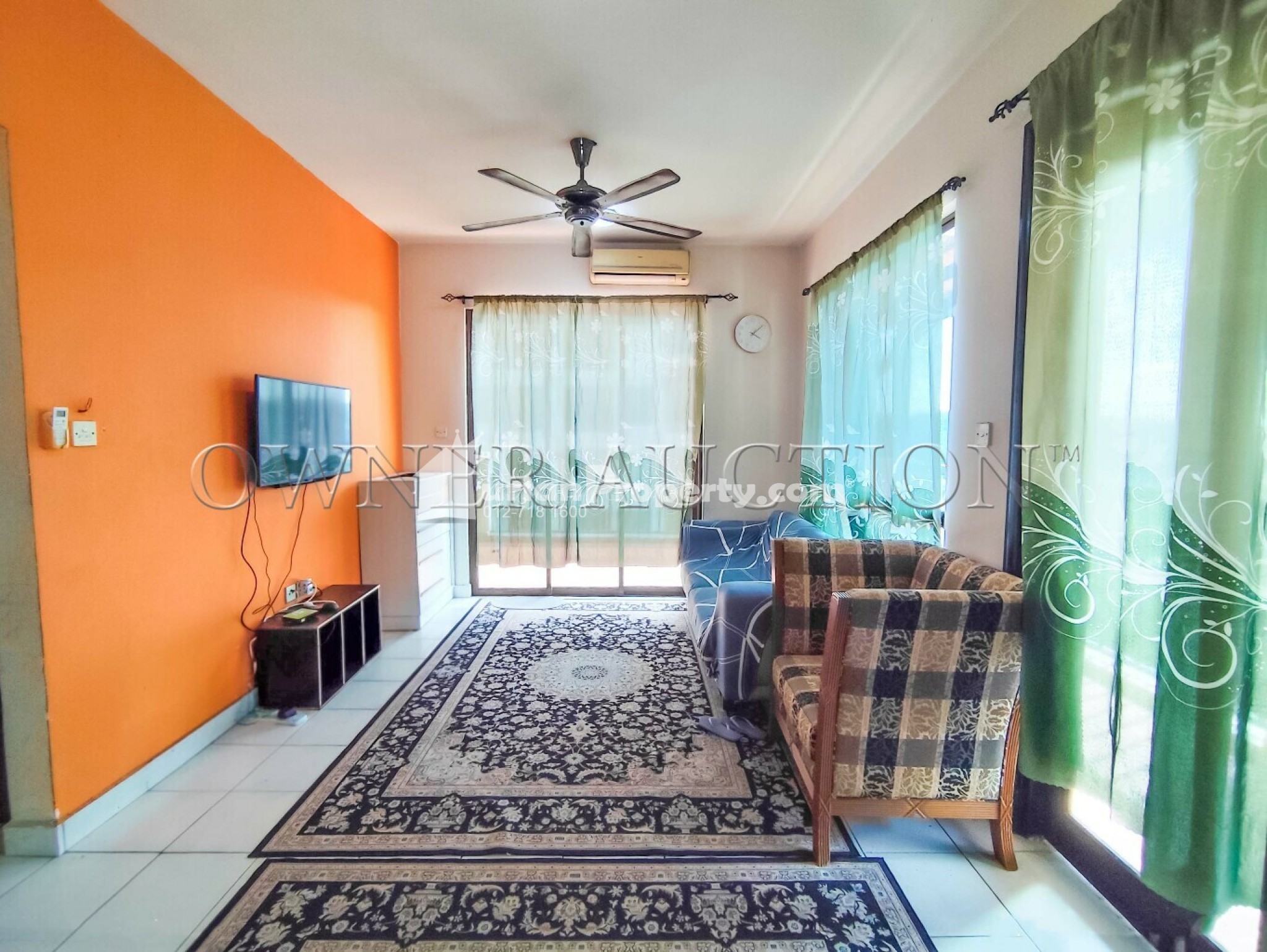 Condo For Auction at Armanee Condominium