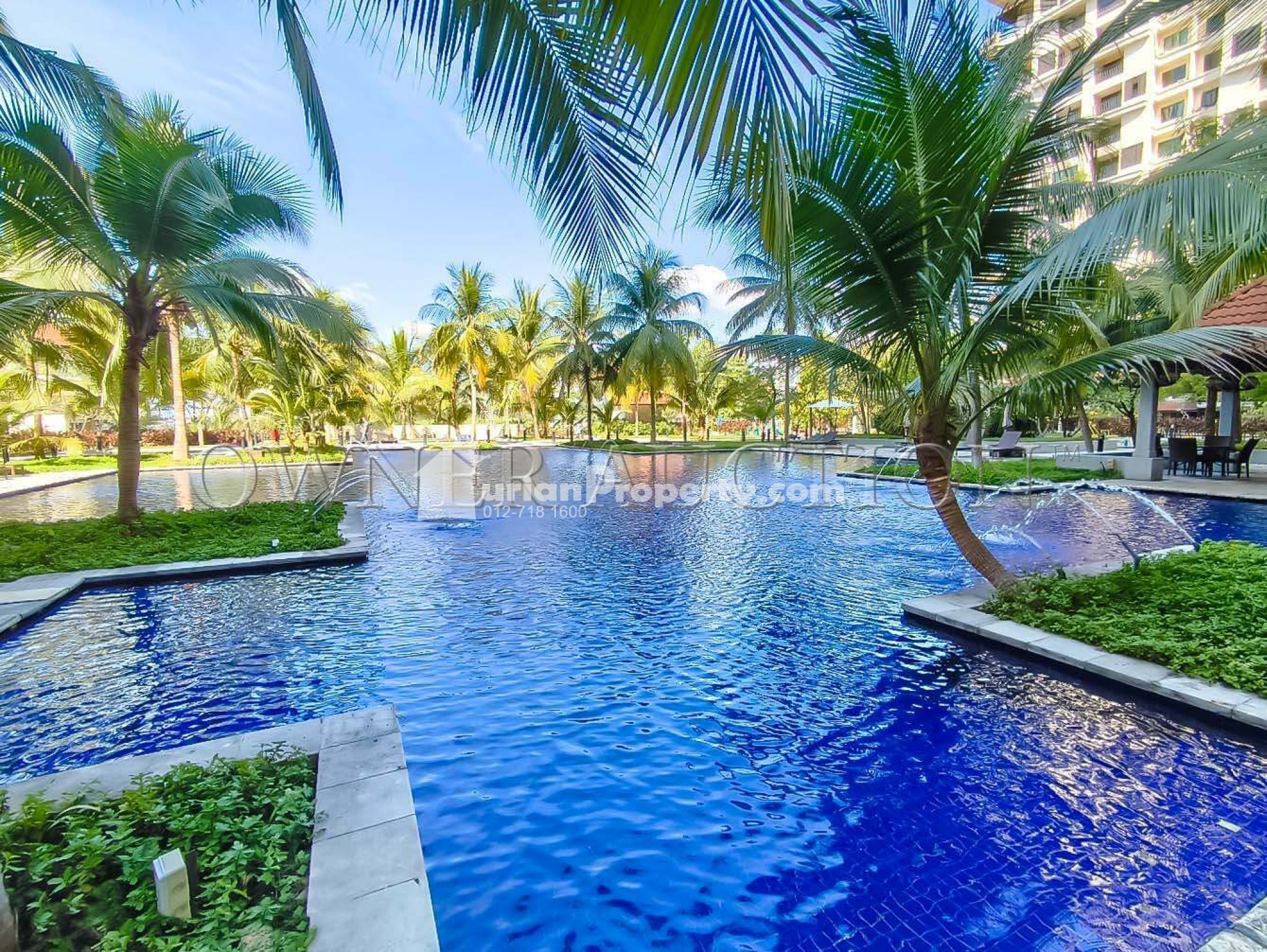 Condo For Auction at Armanee Condominium