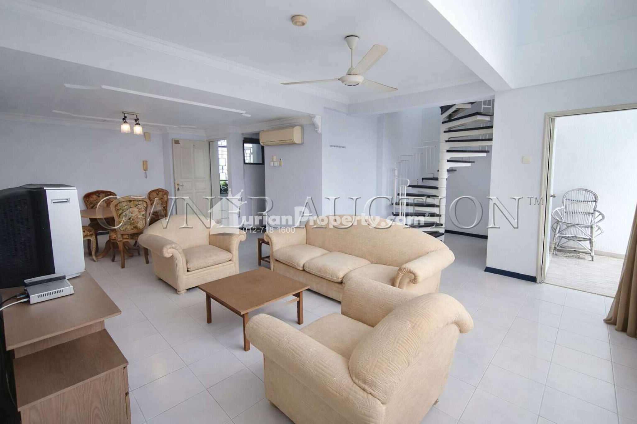 Condo For Auction at Golden Coast Condominium