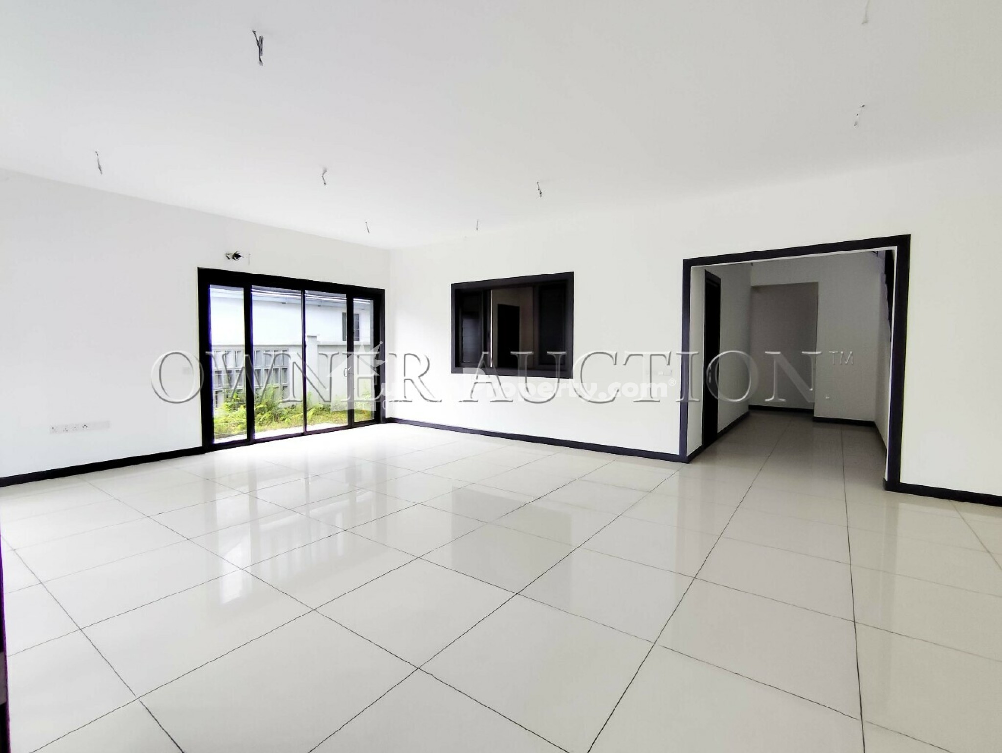 Semi D For Auction at Elmina Gardens