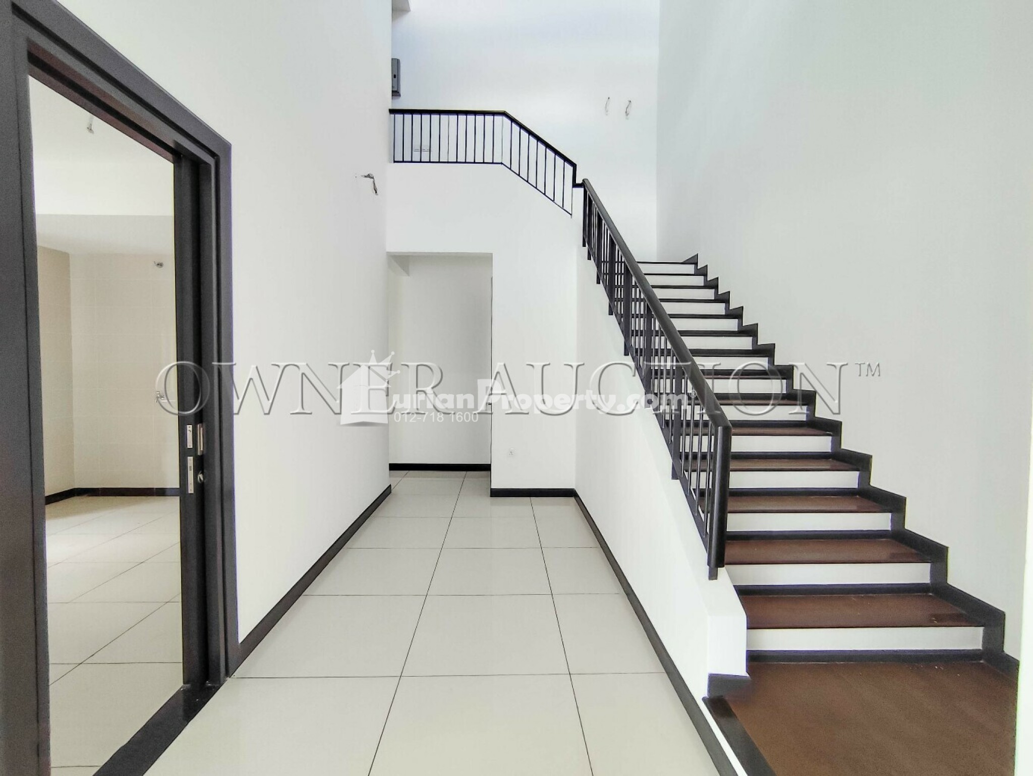 Semi D For Auction at Elmina Gardens