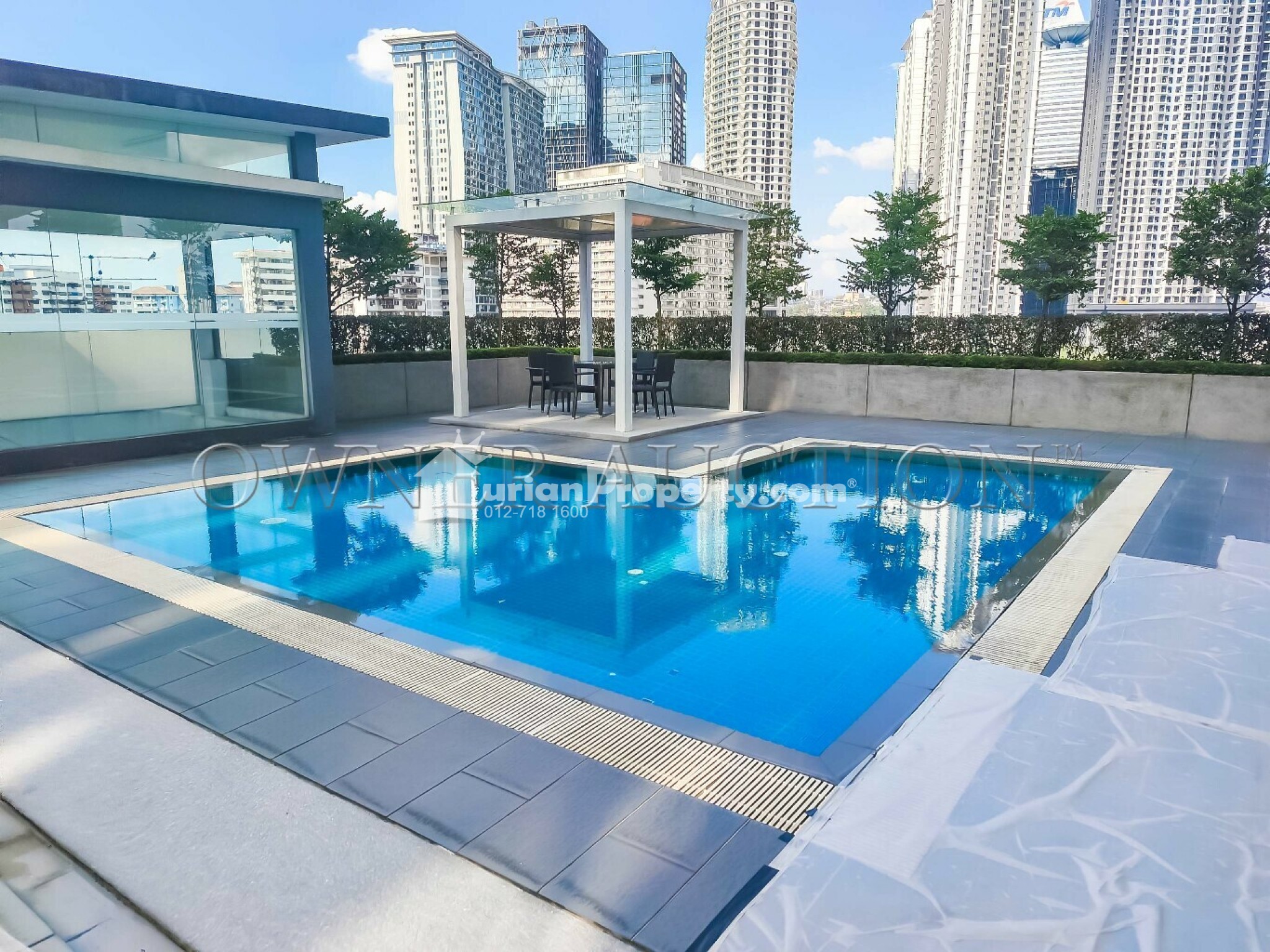 Serviced Residence For Auction at Camellia