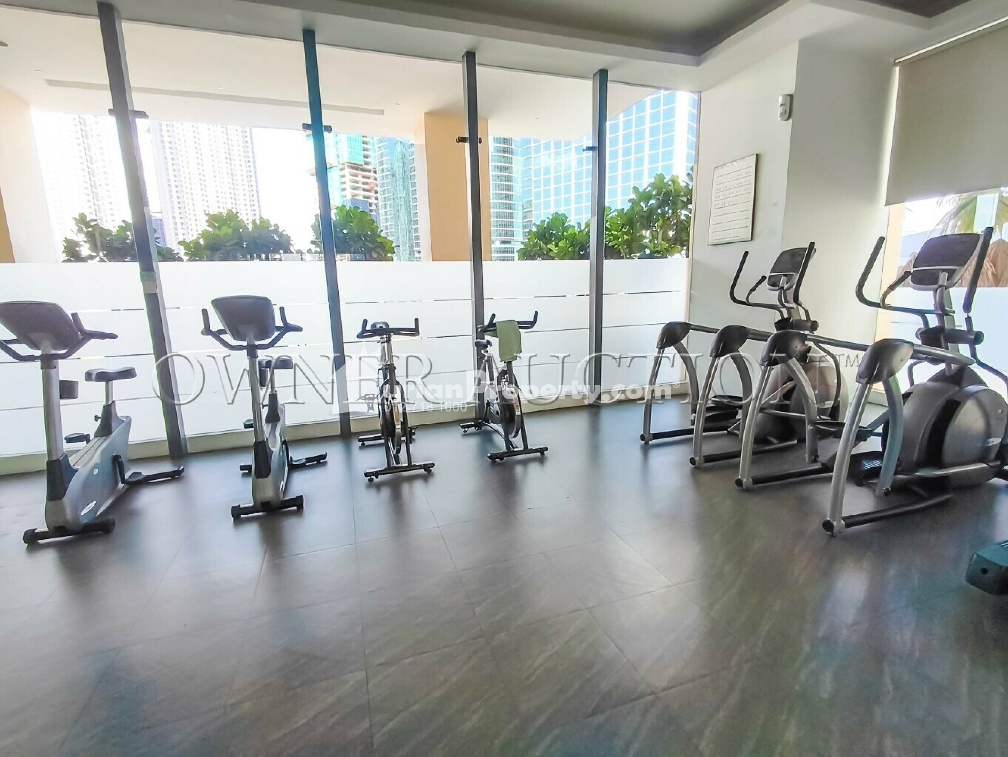 Serviced Residence For Auction at Camellia