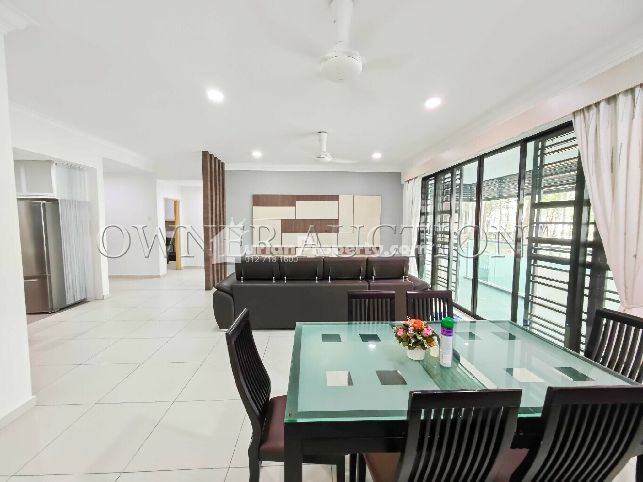 Condo For Auction at Cristal Serin Residence