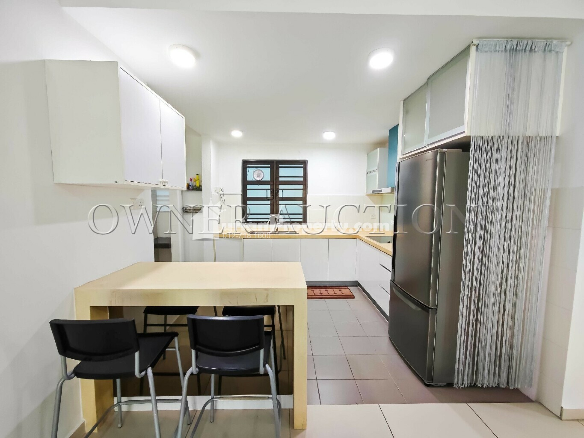 Condo For Auction at Cristal Serin Residence