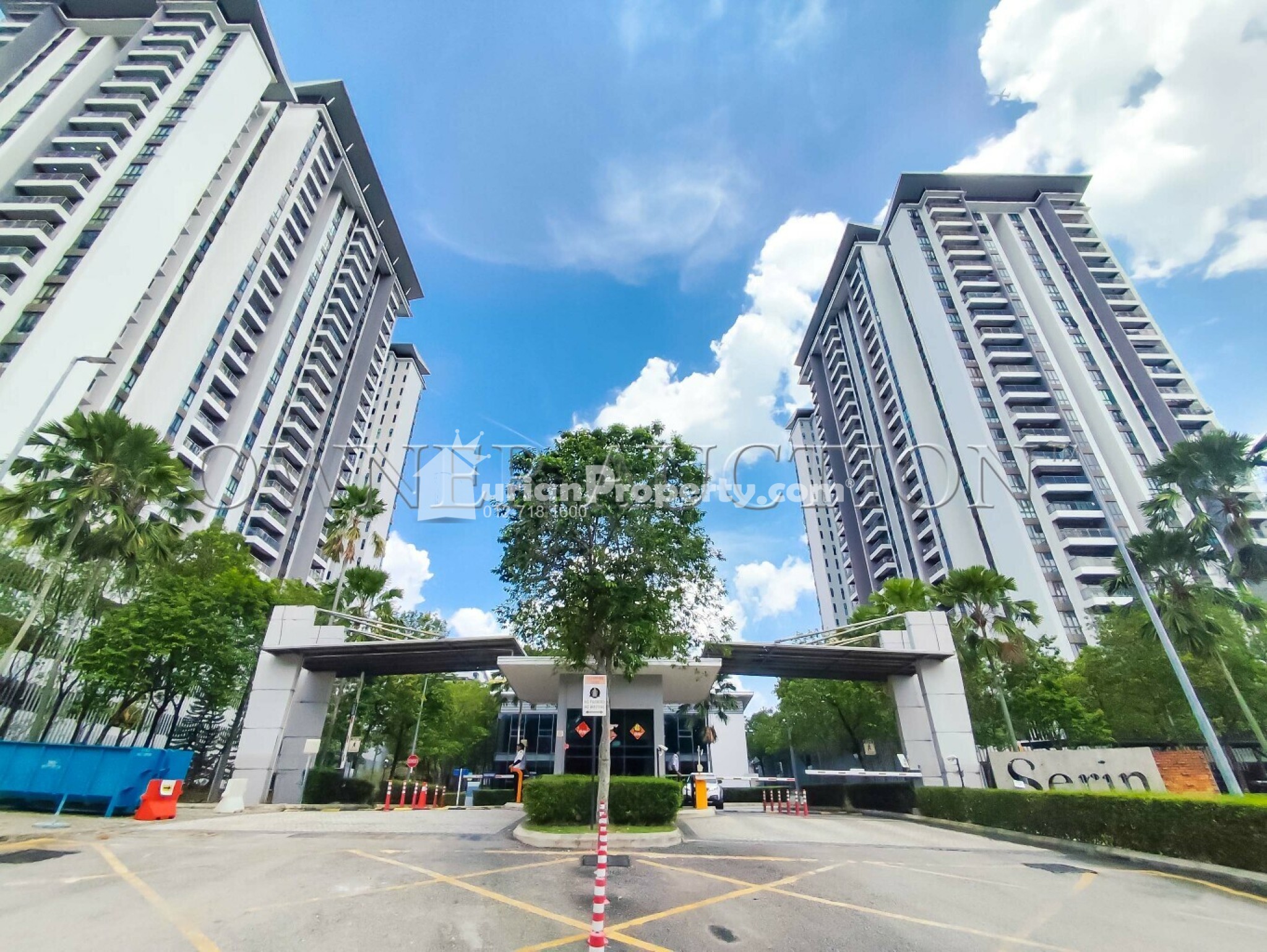 Condo For Auction at Cristal Serin Residence