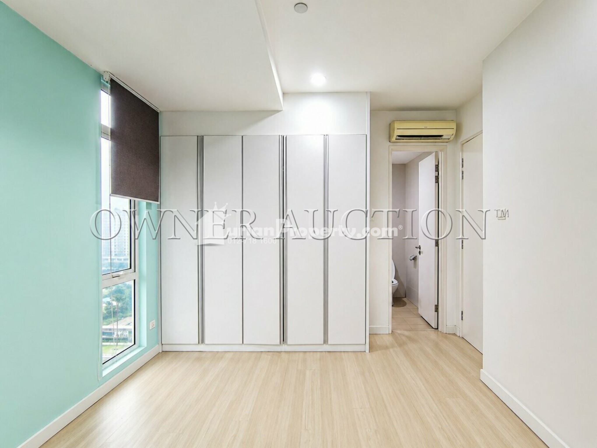 Serviced Residence For Auction at Camellia