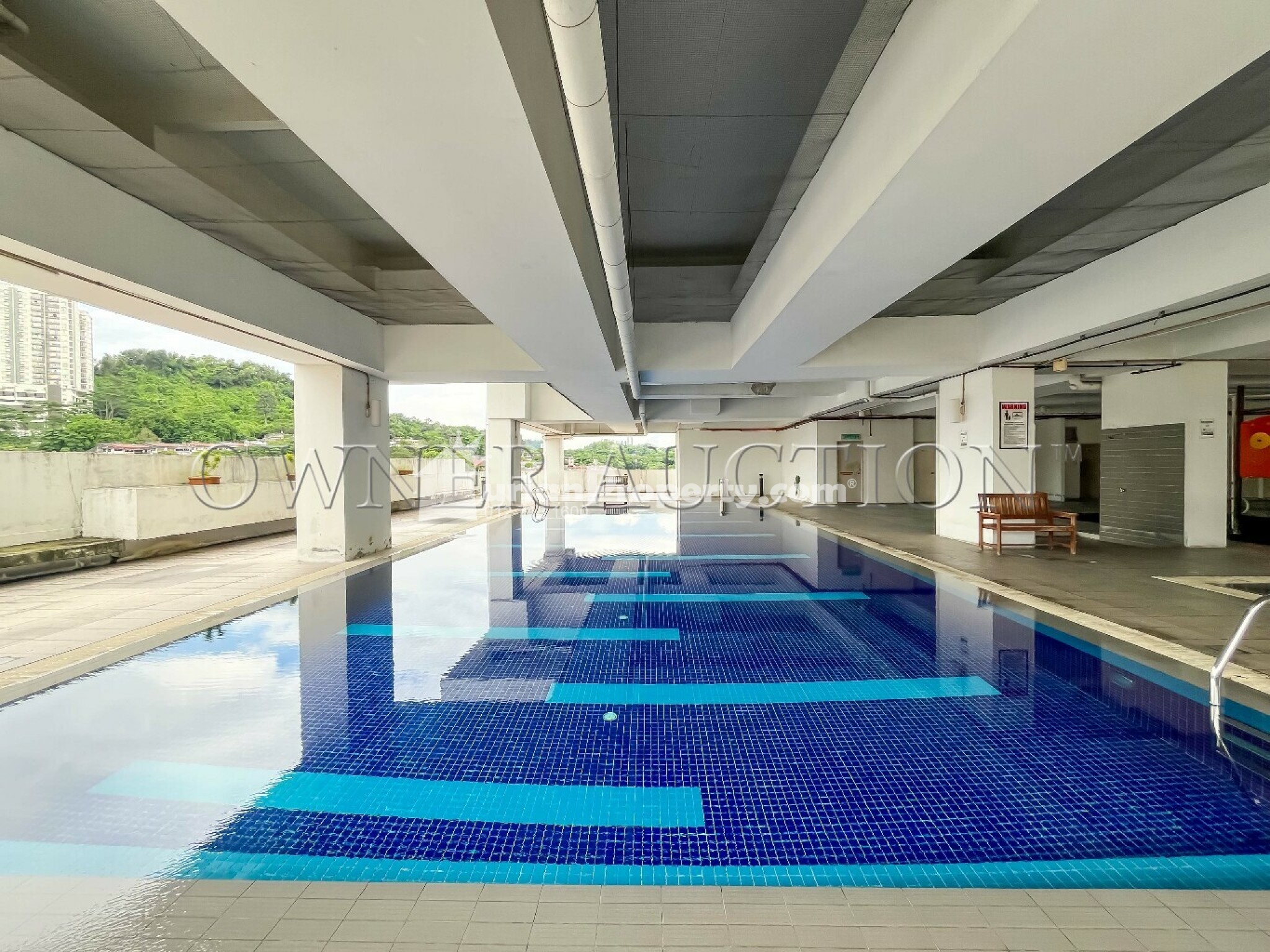 Condo For Auction at Vistaria Residensi