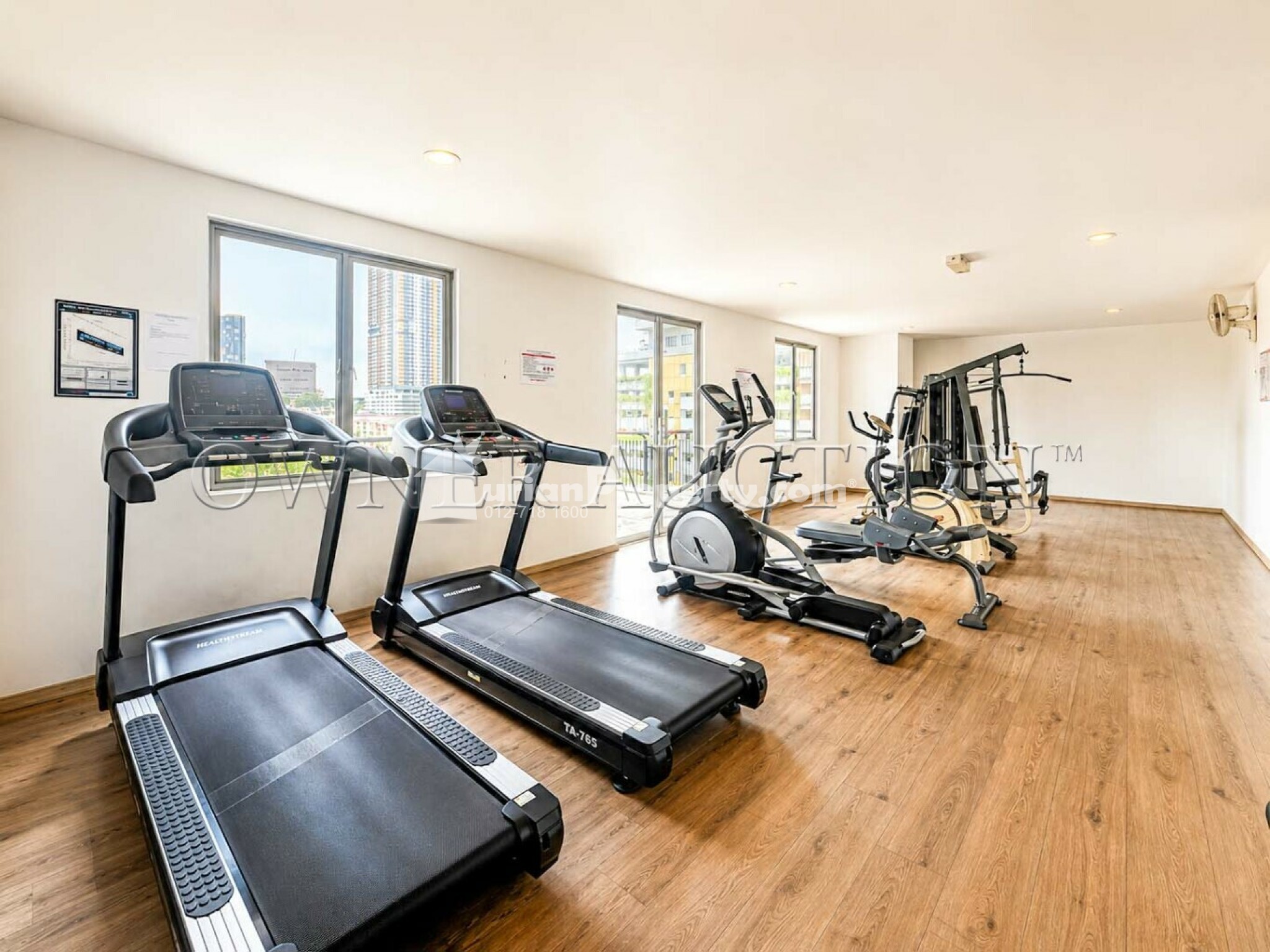 Condo For Auction at Vistaria Residensi