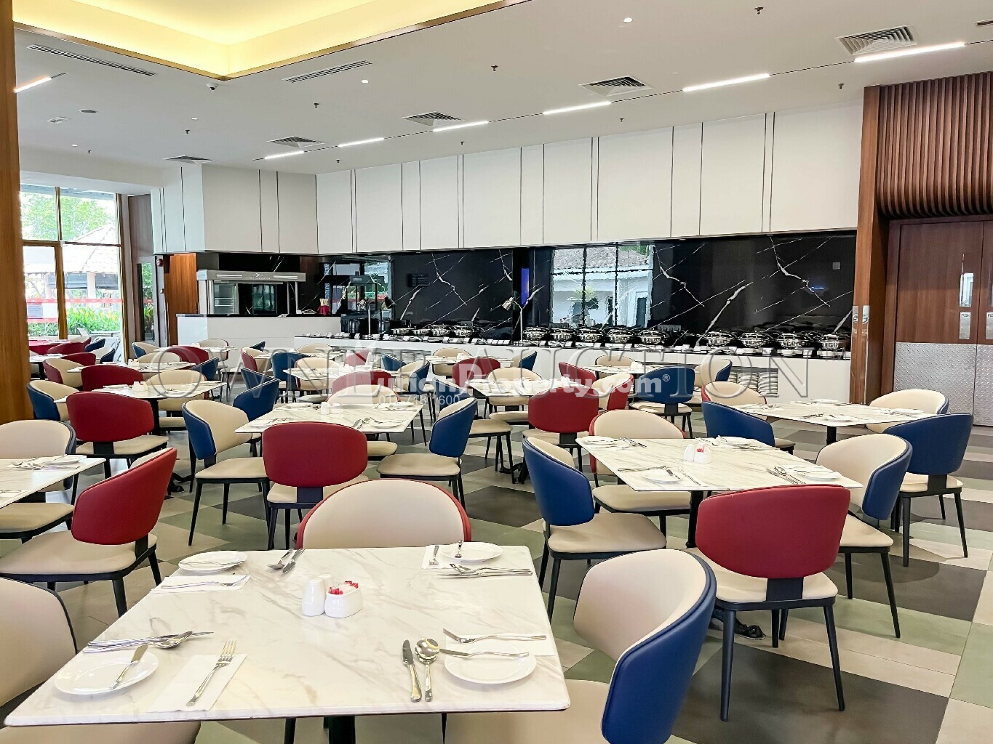 Apartment For Auction at Grand Lexis