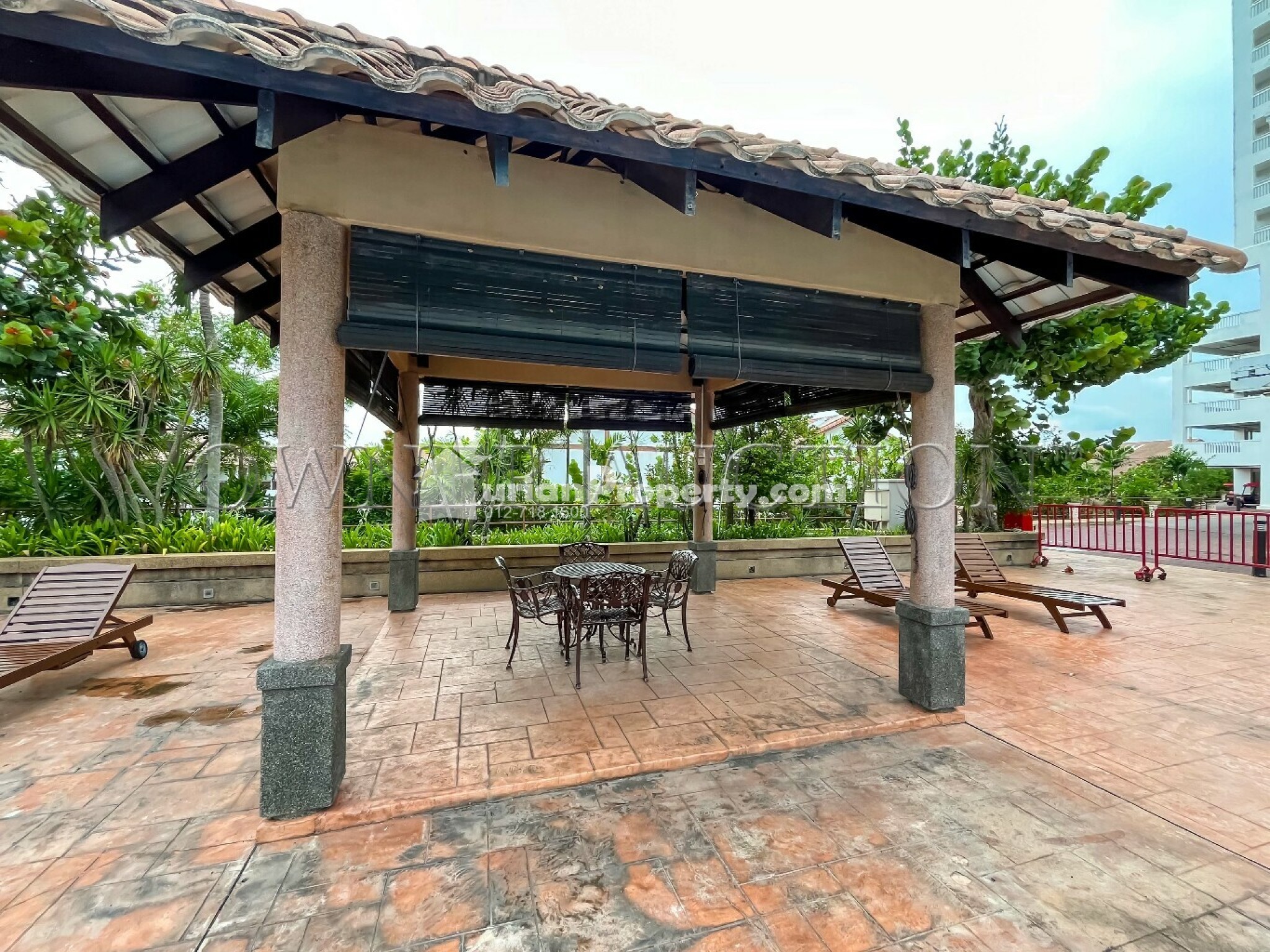 Apartment For Auction at Grand Lexis