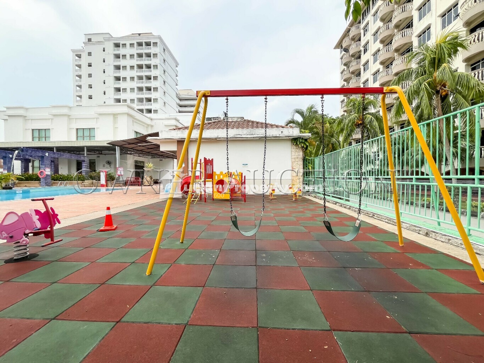 Apartment For Auction at Grand Lexis