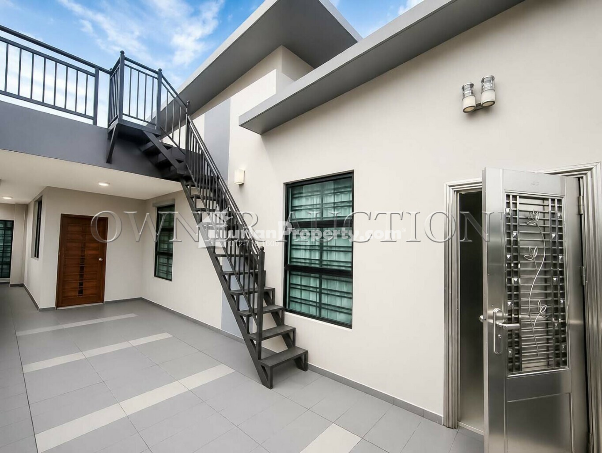 Terrace House For Auction at Taman Pulai Hijauan