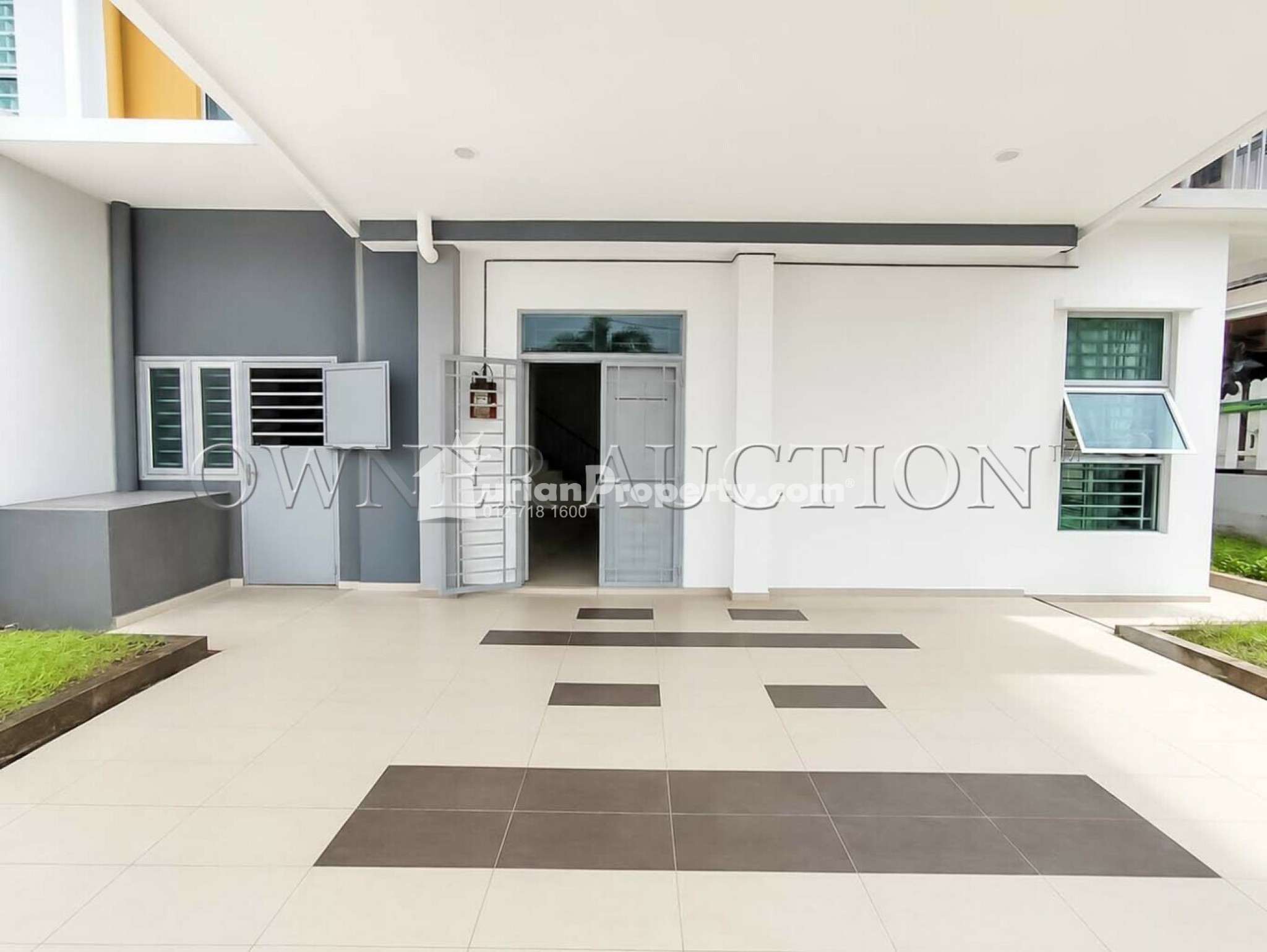 Terrace House For Auction at Taman Kasa Heights