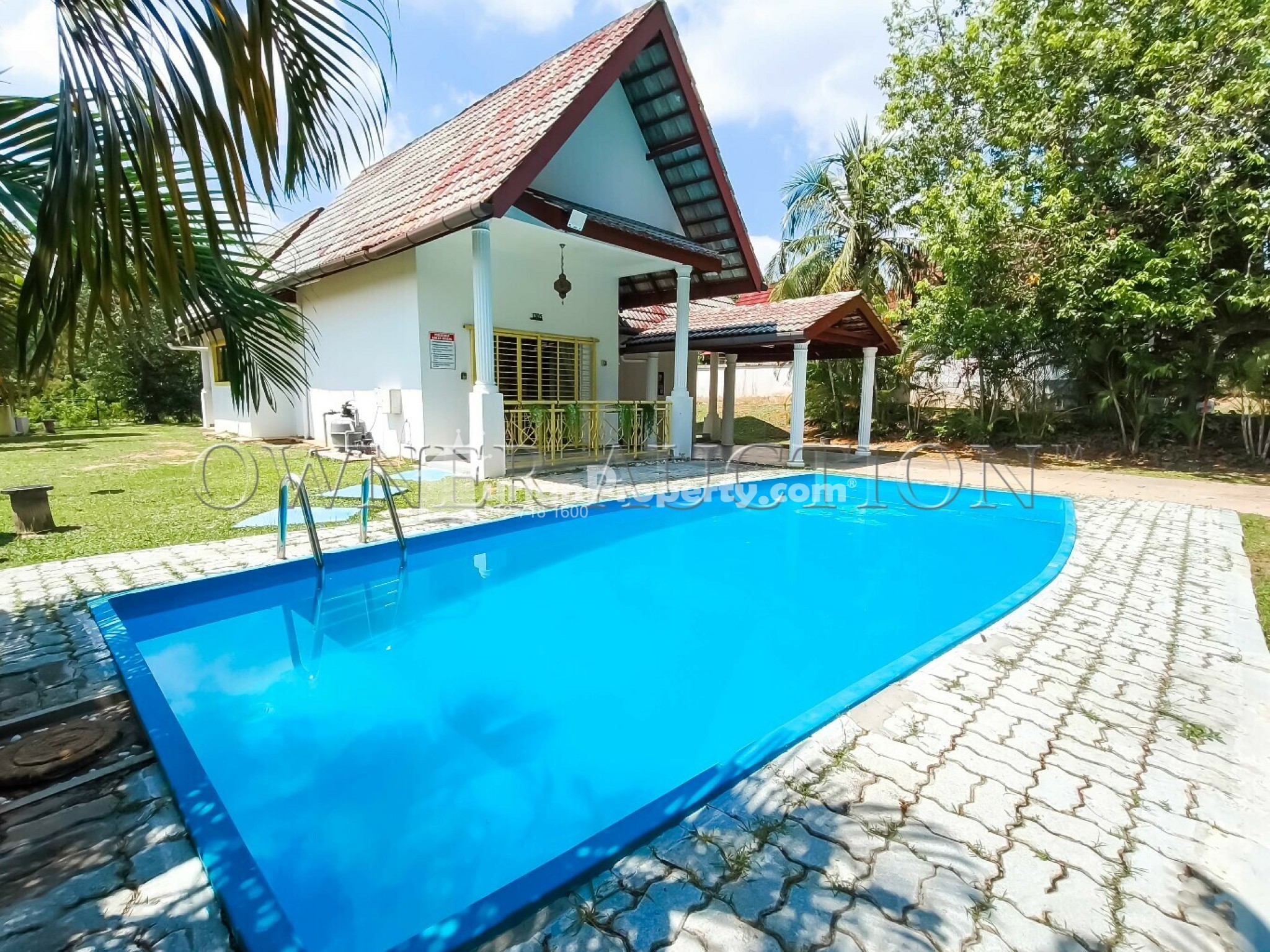 Bungalow House For Auction at Villa D'Amour