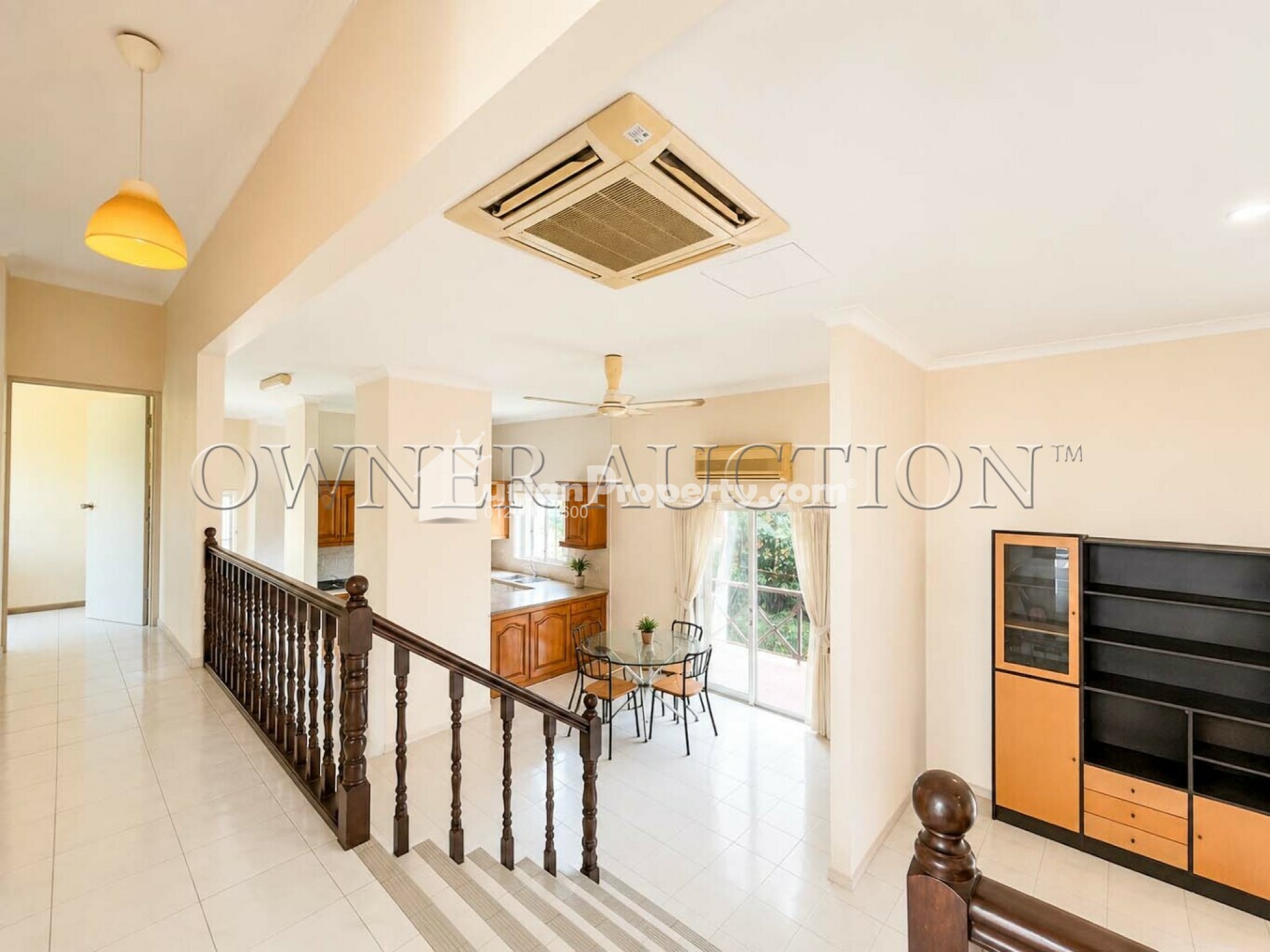 Bungalow House For Auction at Diamond Creeks