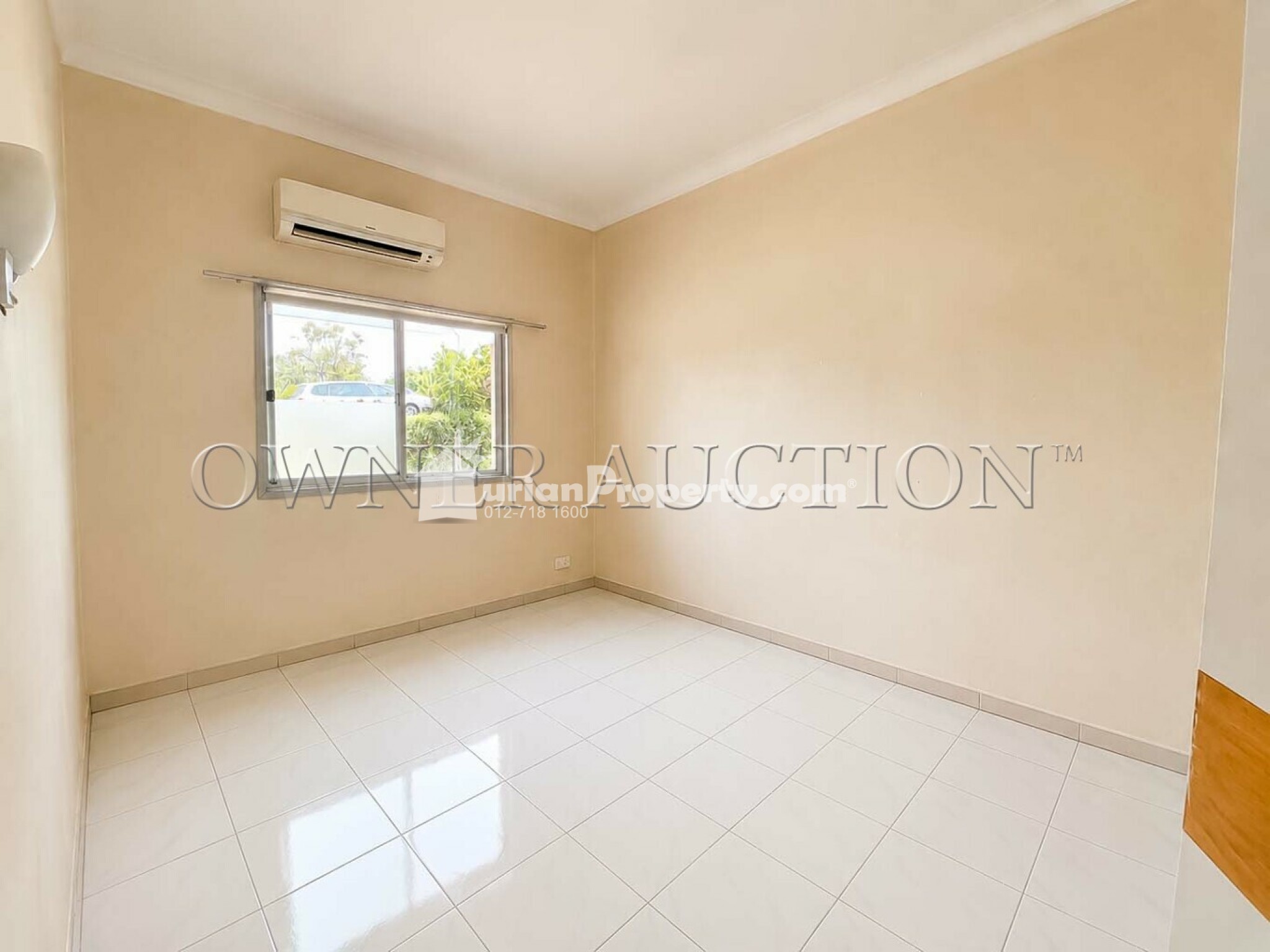 Bungalow House For Auction at Diamond Creeks