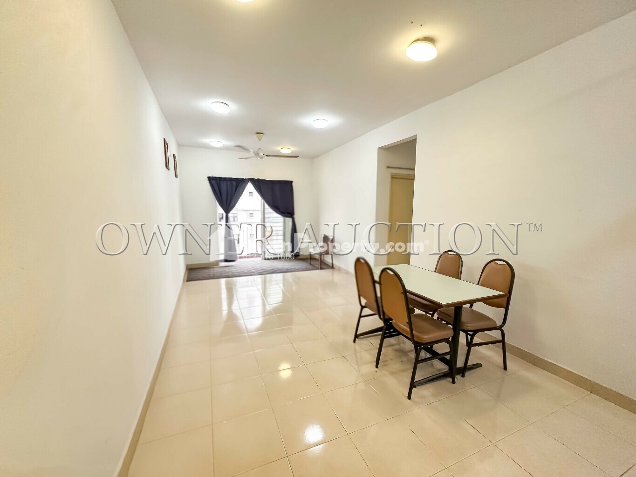 Apartment For Auction at Kristal View