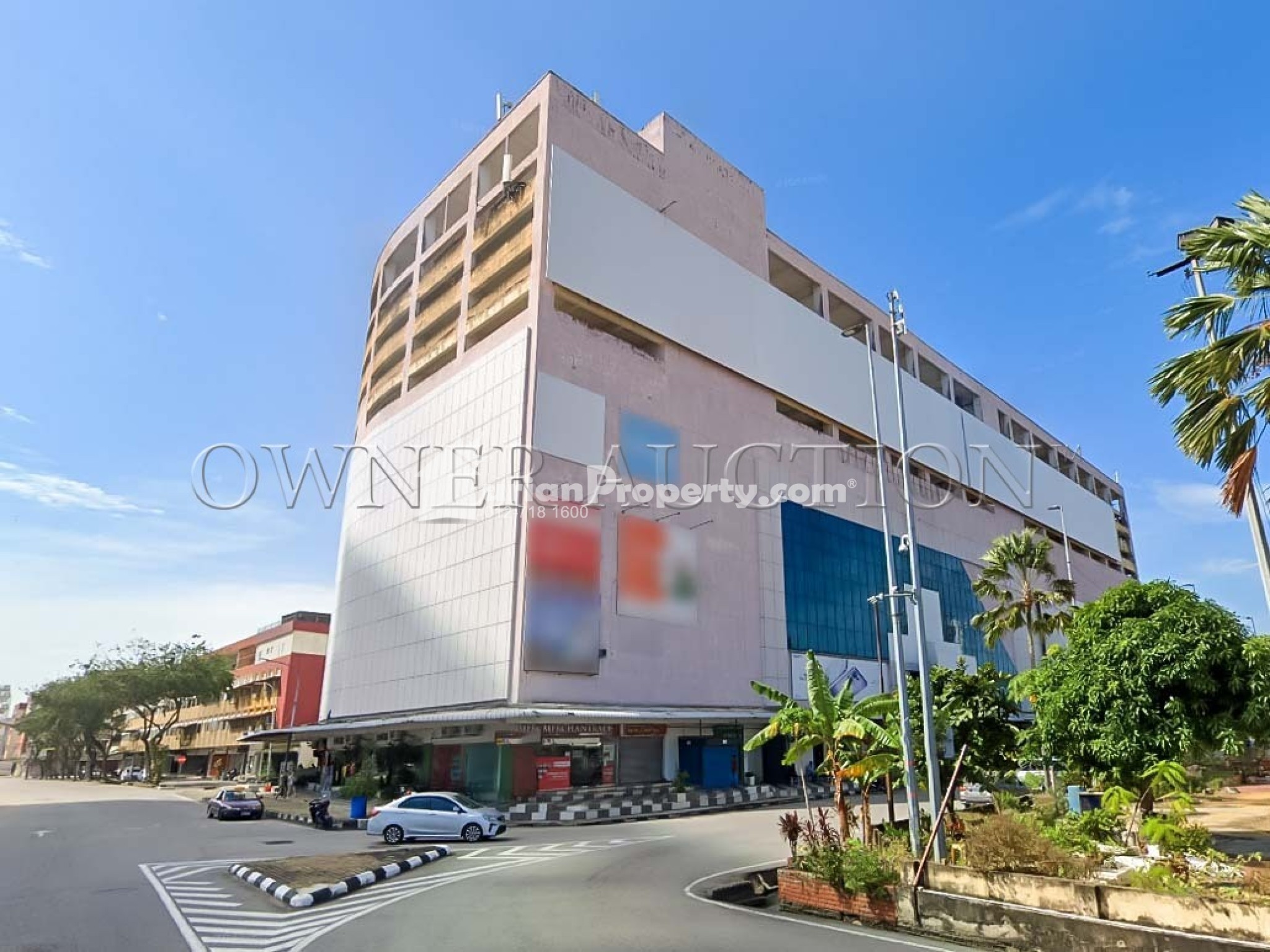 Retail Space For Auction at Plaza Hang Tuah