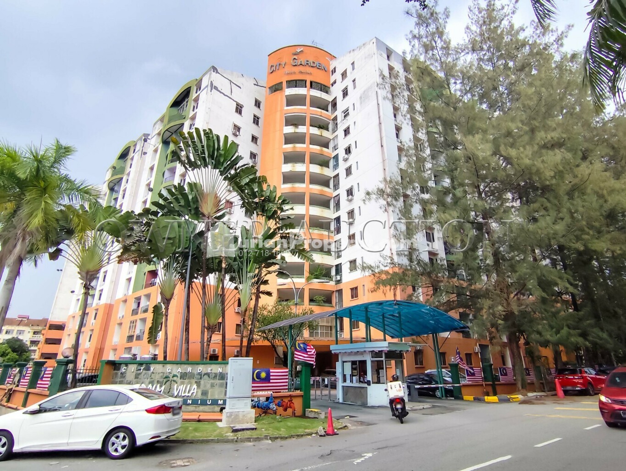 Condo For Auction at City Garden Palm Villa