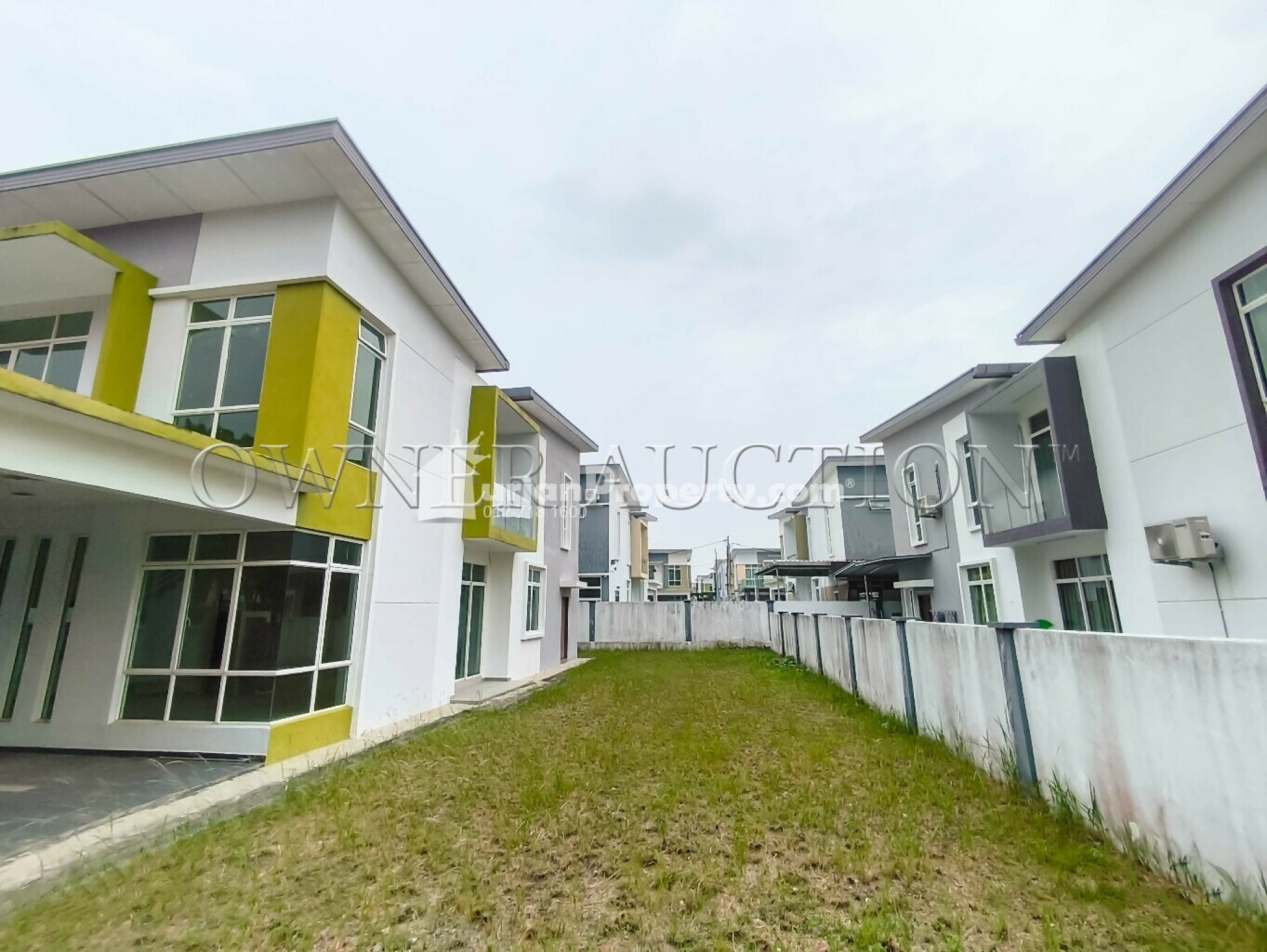 Bungalow House For Auction at Taman Senawang Perdana