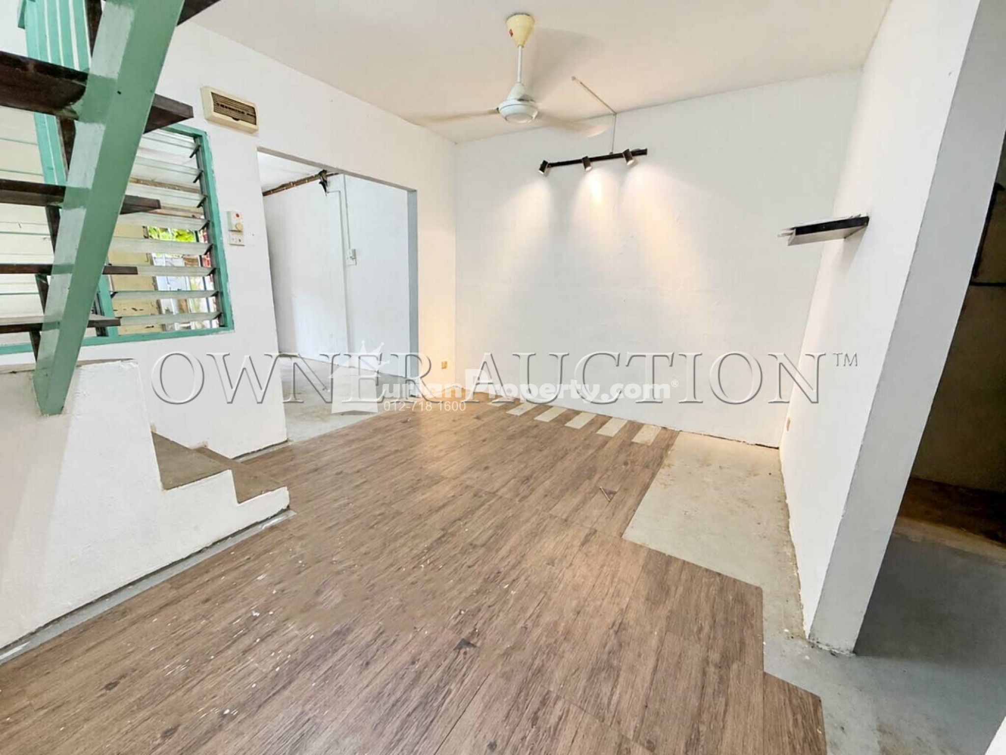 Terrace House For Auction at Kampung Melayu Subang