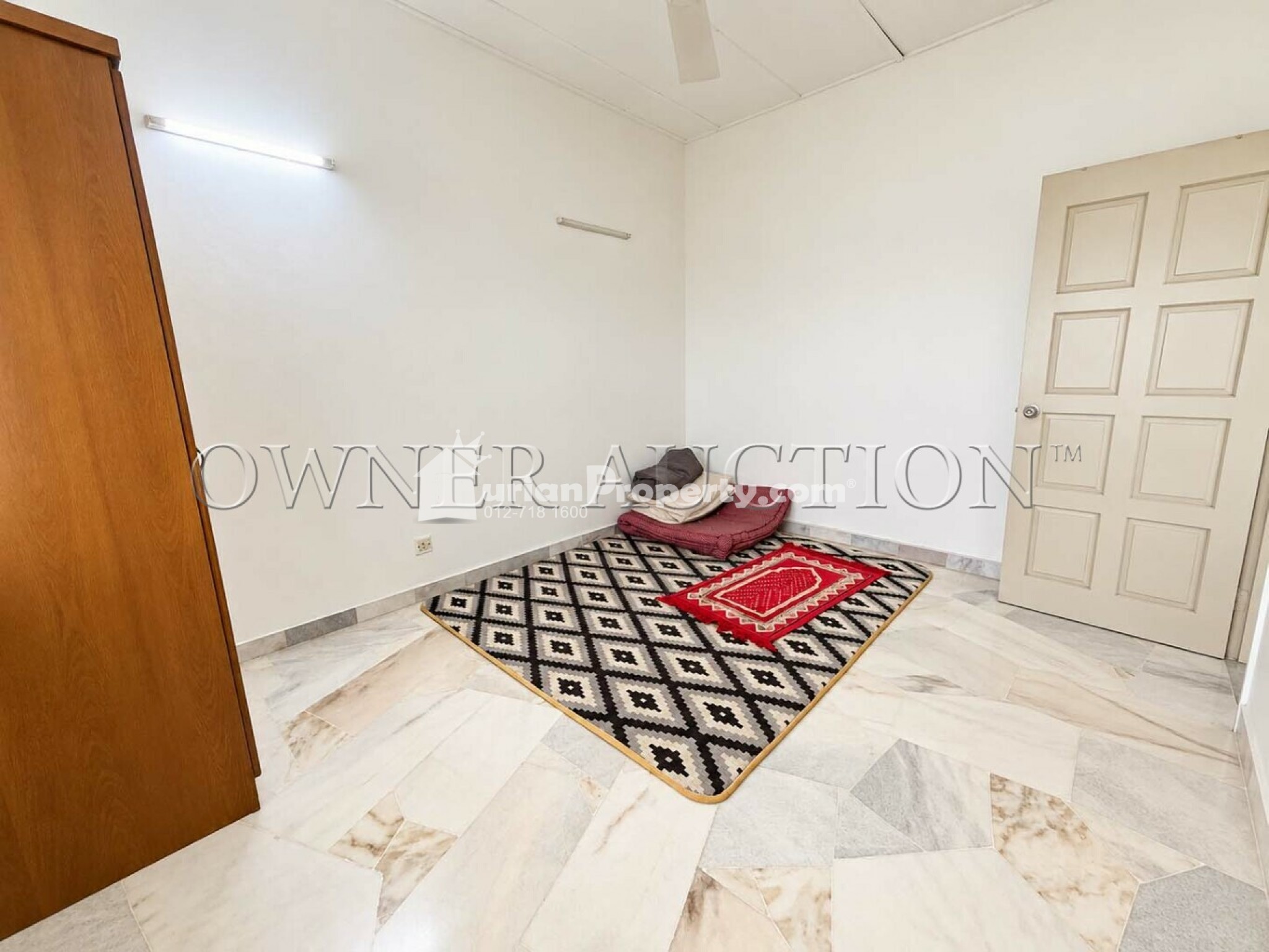 Apartment For Auction at D'Tinggian Suasana