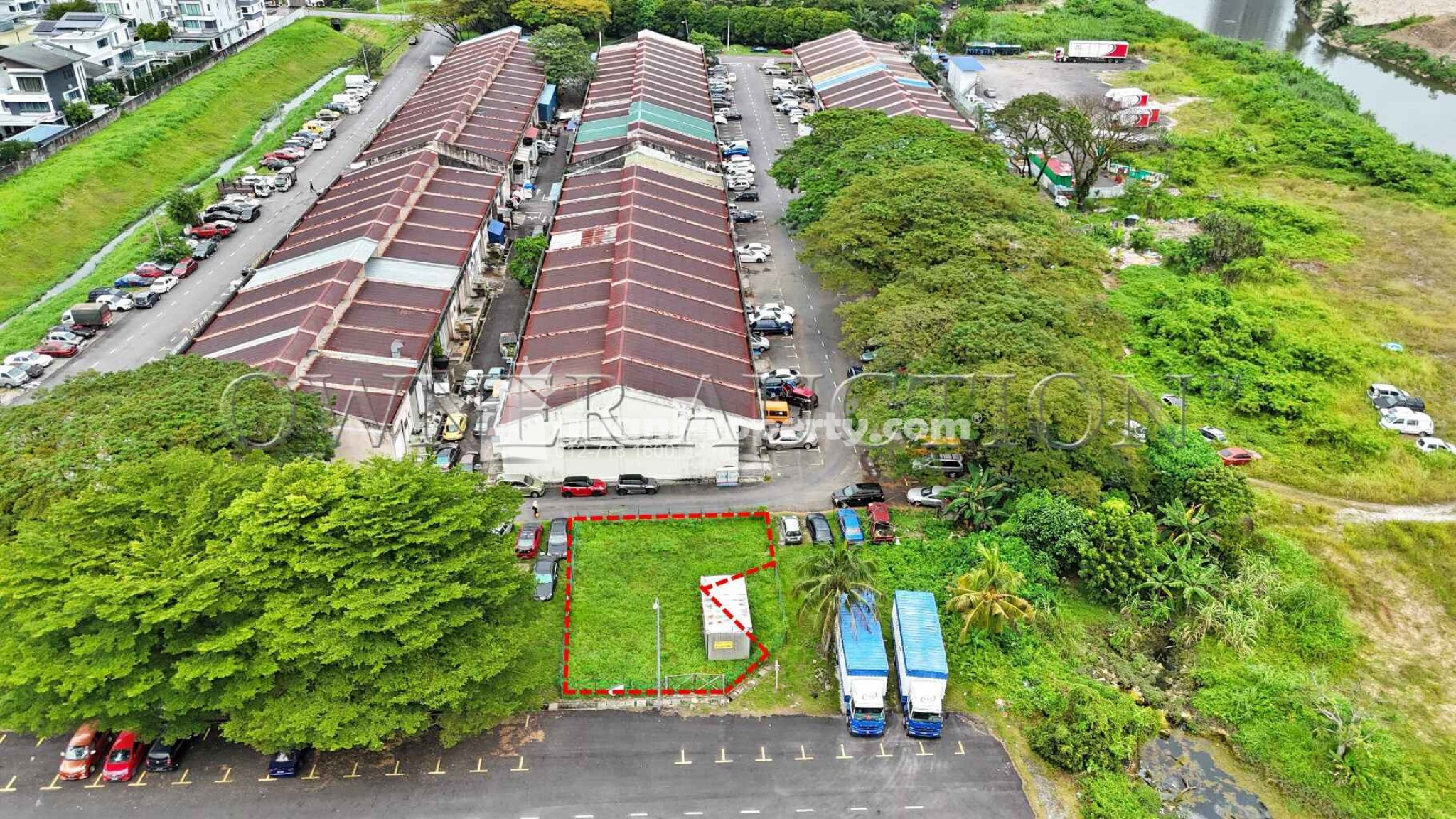 Commercial Land For Auction at Taman Perindustrian Usj 1