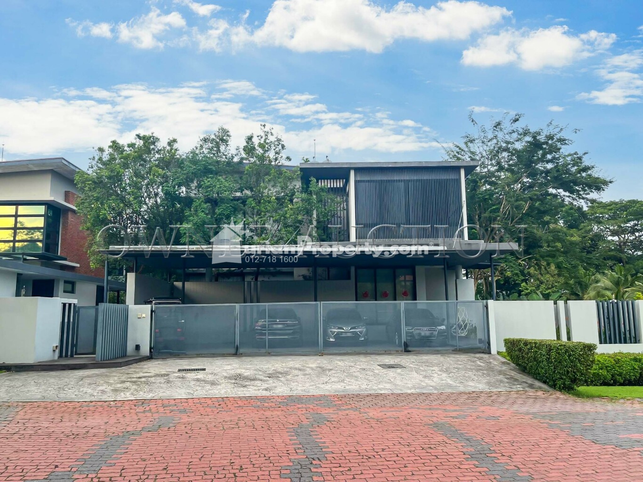 Bungalow House For Auction at Mines Resort City
