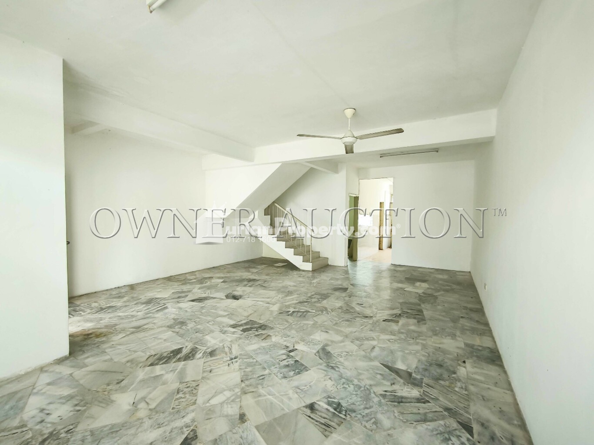 Terrace House For Auction at Taman Belatuk Mas