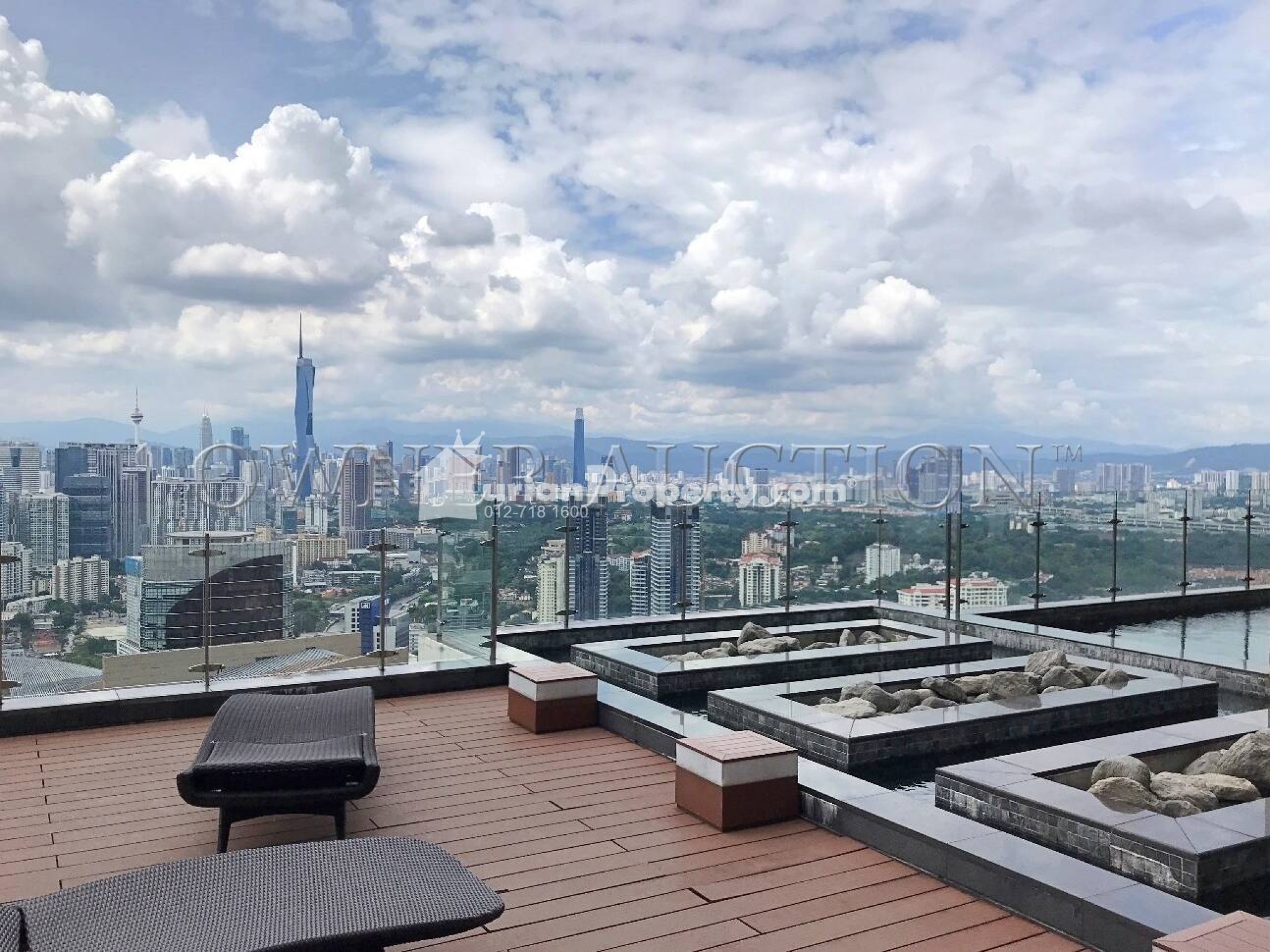 Condo For Auction at Vogue Suite 1