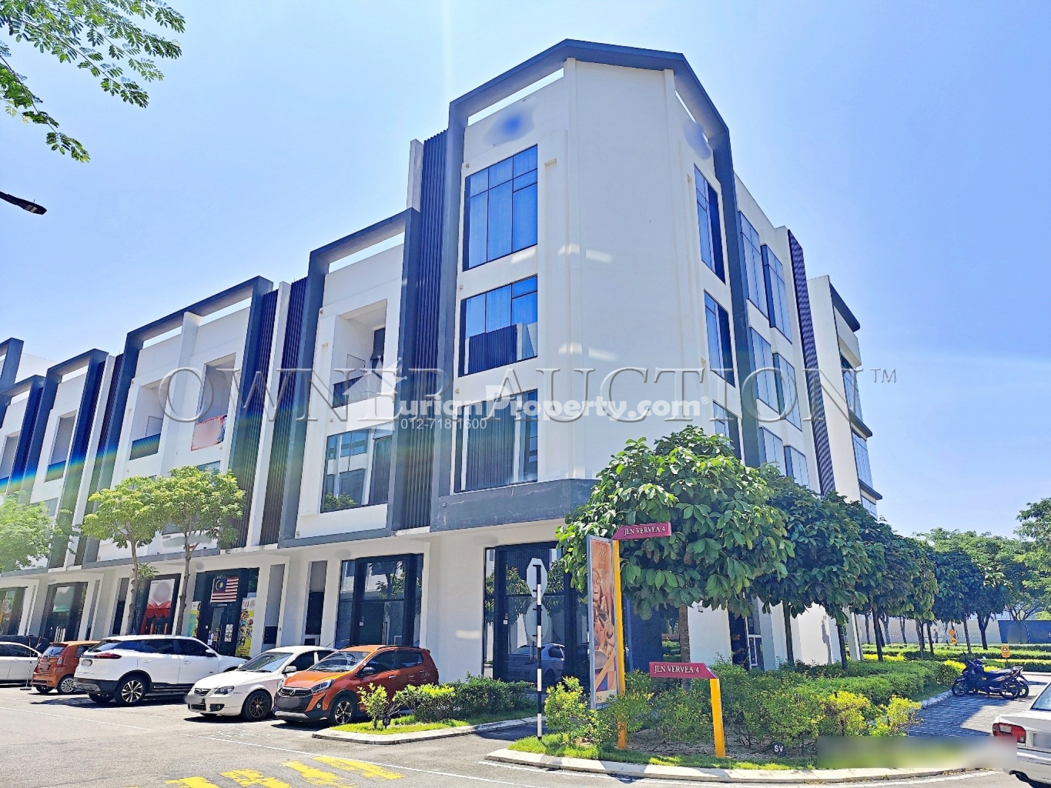 Shop For Auction at Vervea