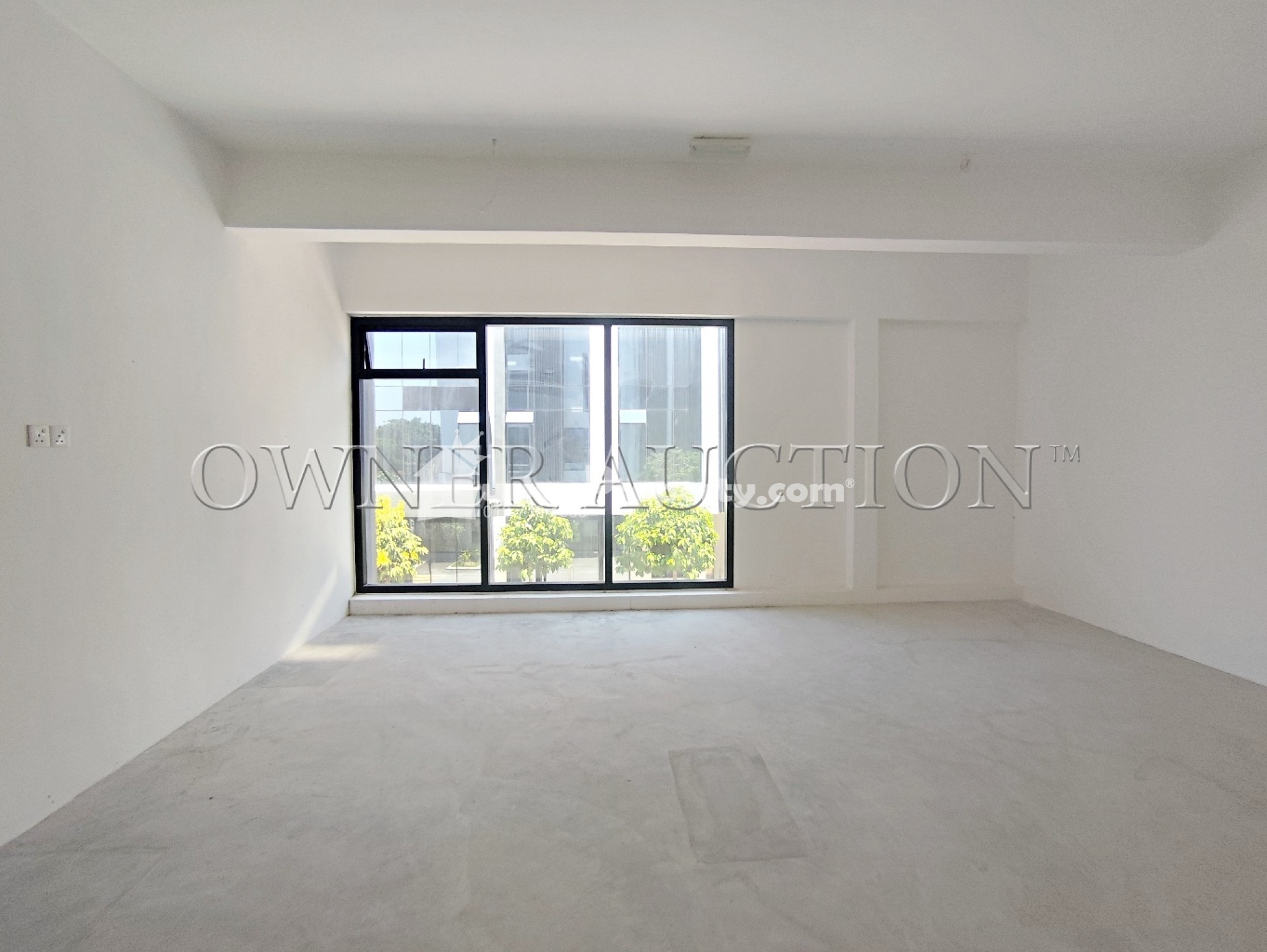 Shop For Auction at Vervea