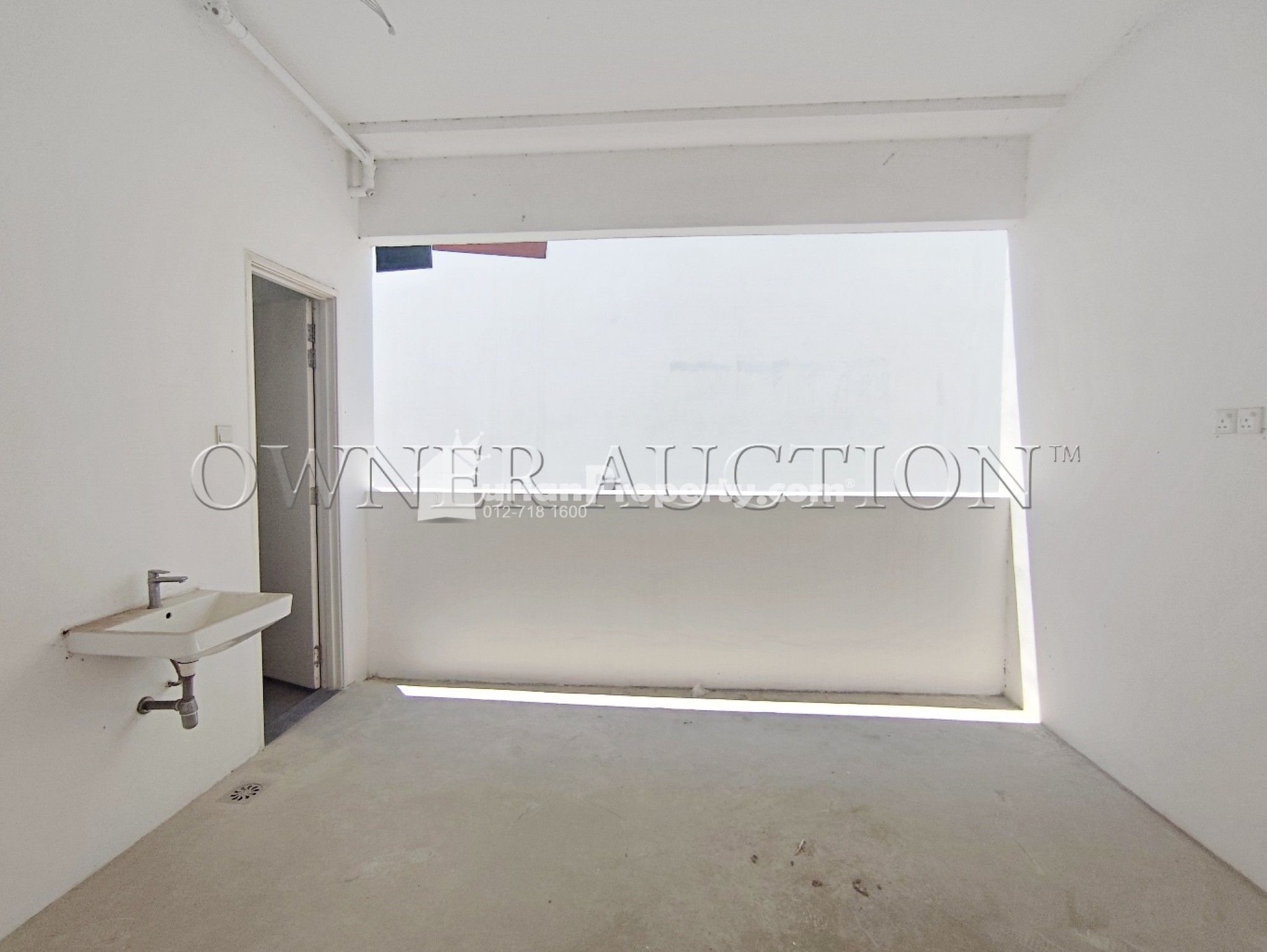 Shop For Auction at Vervea