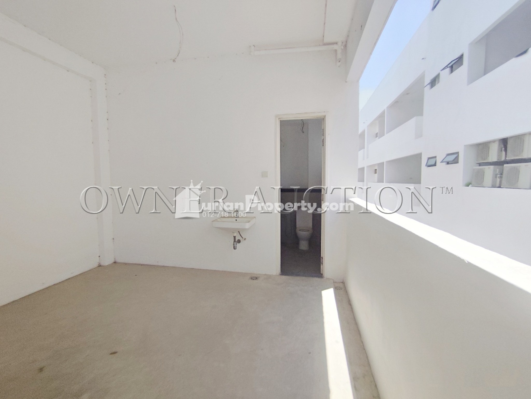Shop For Auction at Vervea