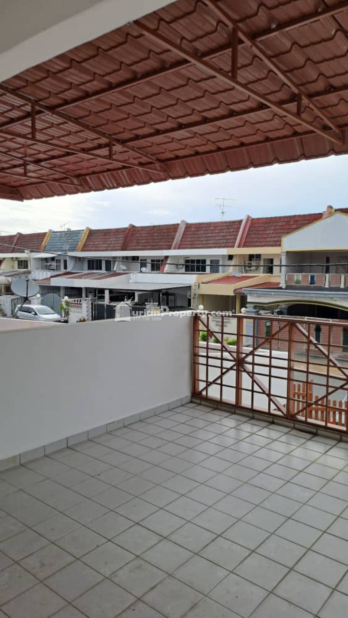 Terrace House For Sale at Taman Bukit Kempas