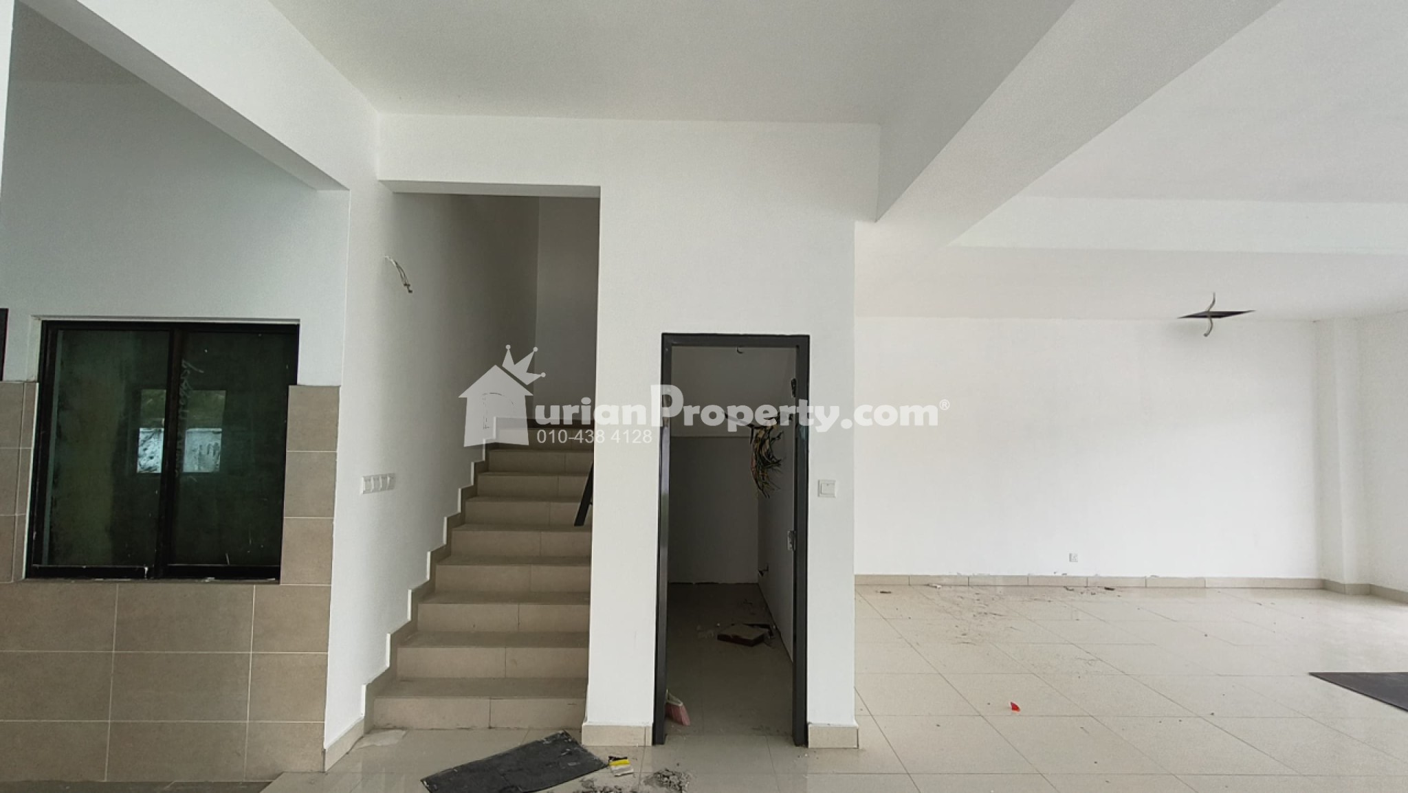 Bungalow House For Sale at Seksyen U10