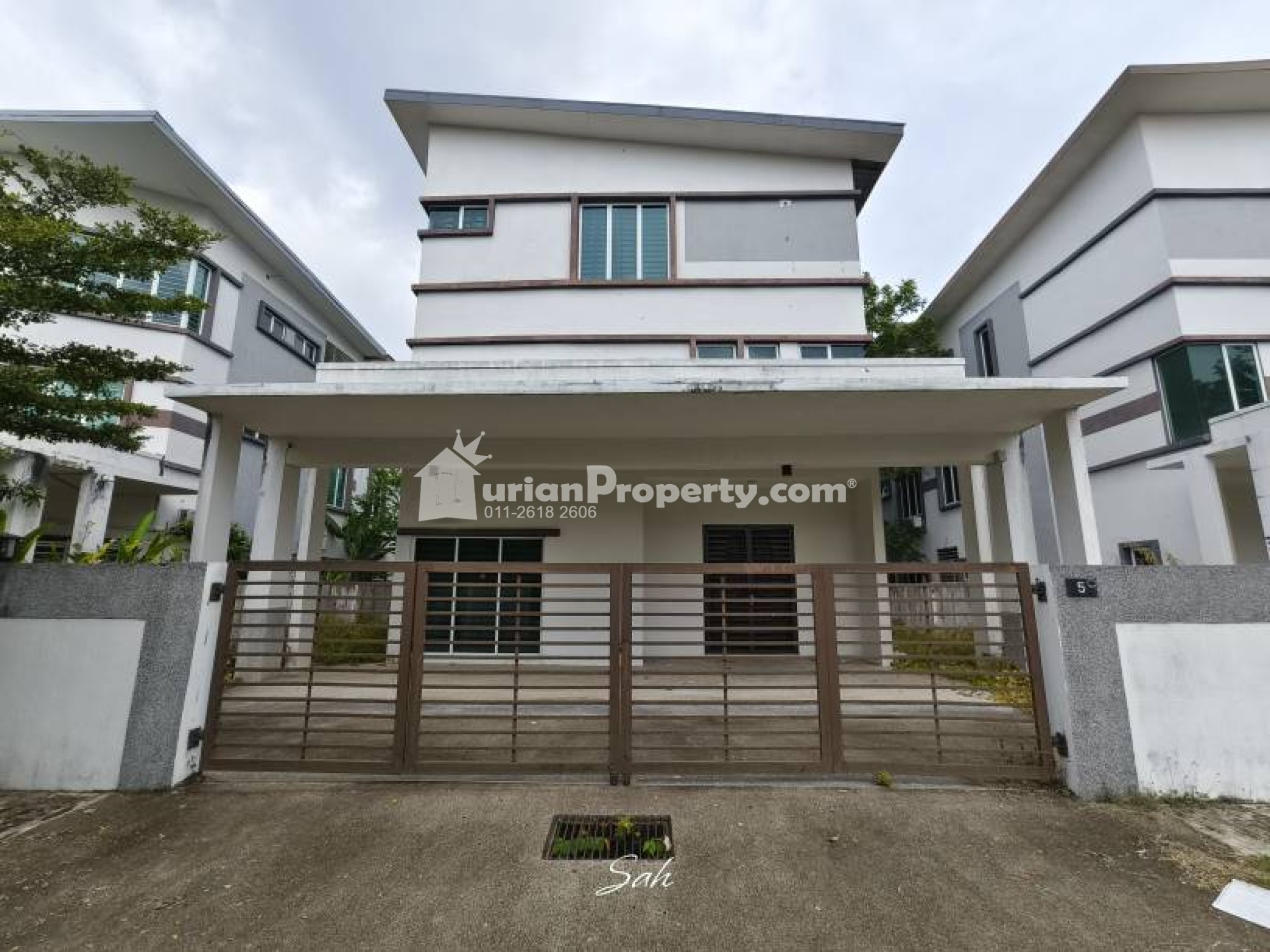 Bungalow House For Sale at Taman Desa Meringin