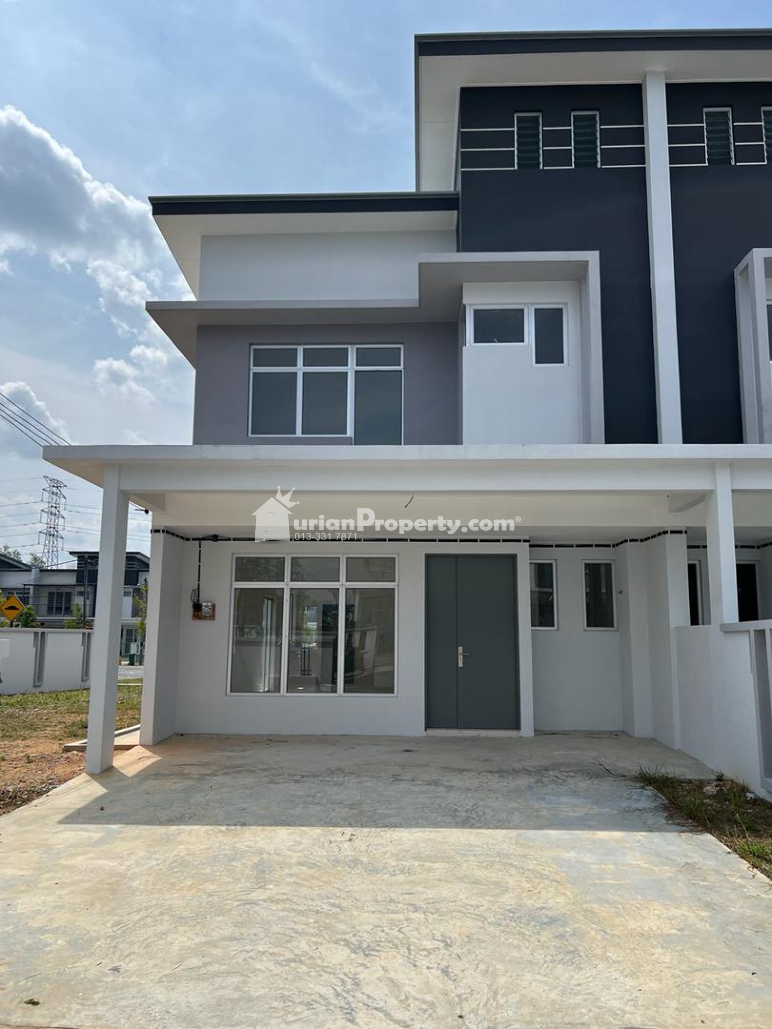 Terrace House For Rent at Bandar Tasik Kesuma