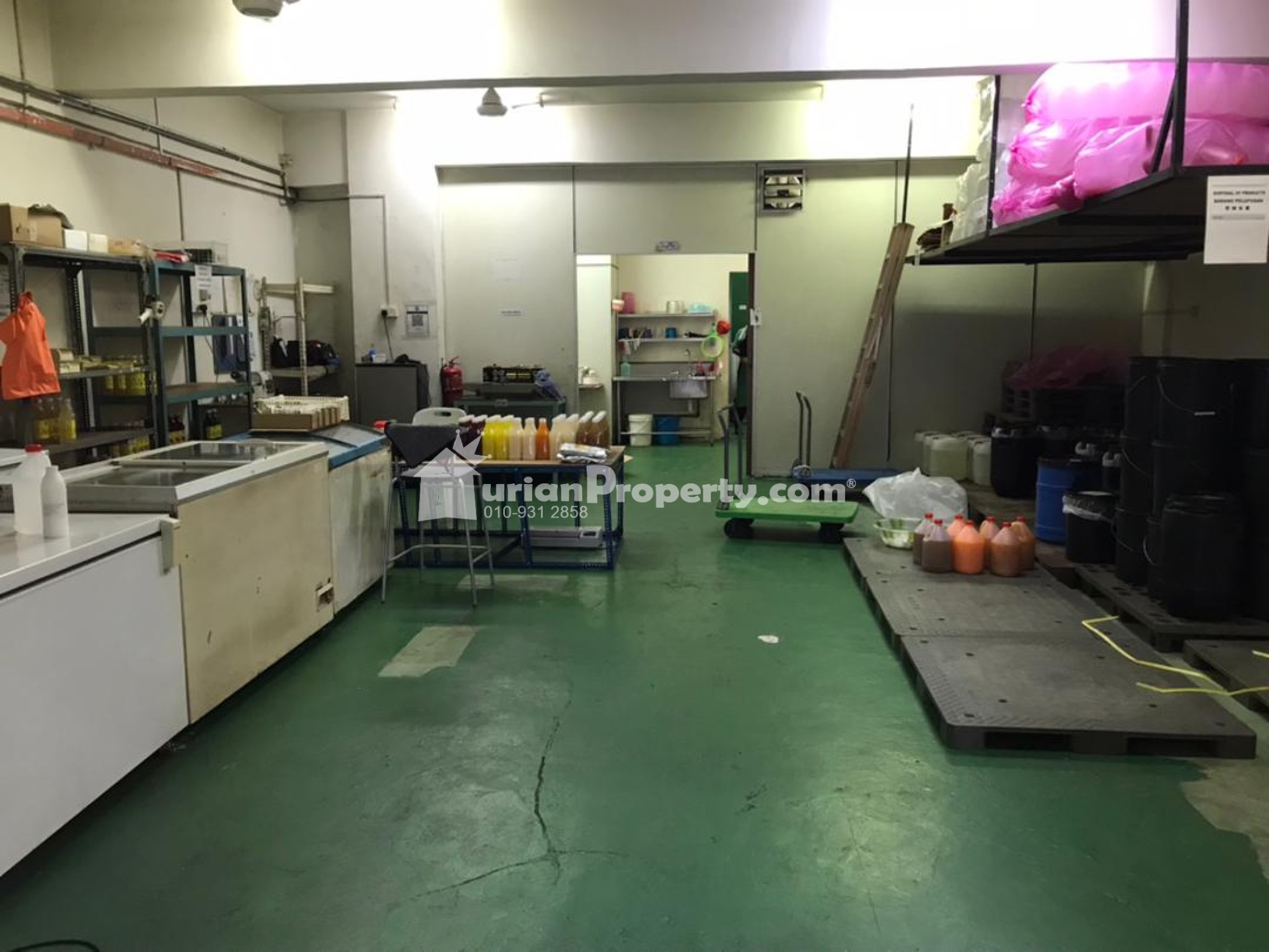 Shop For Sale at Desa Petaling