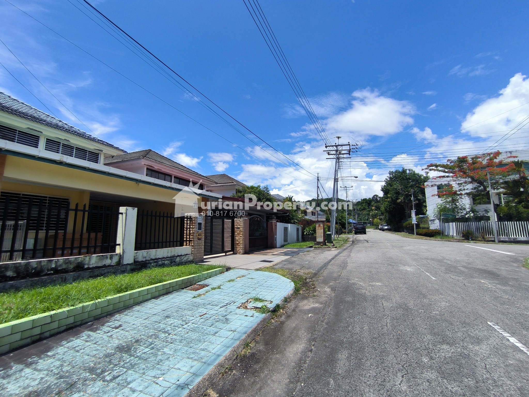 Semi D For Sale at Taman Resevoir