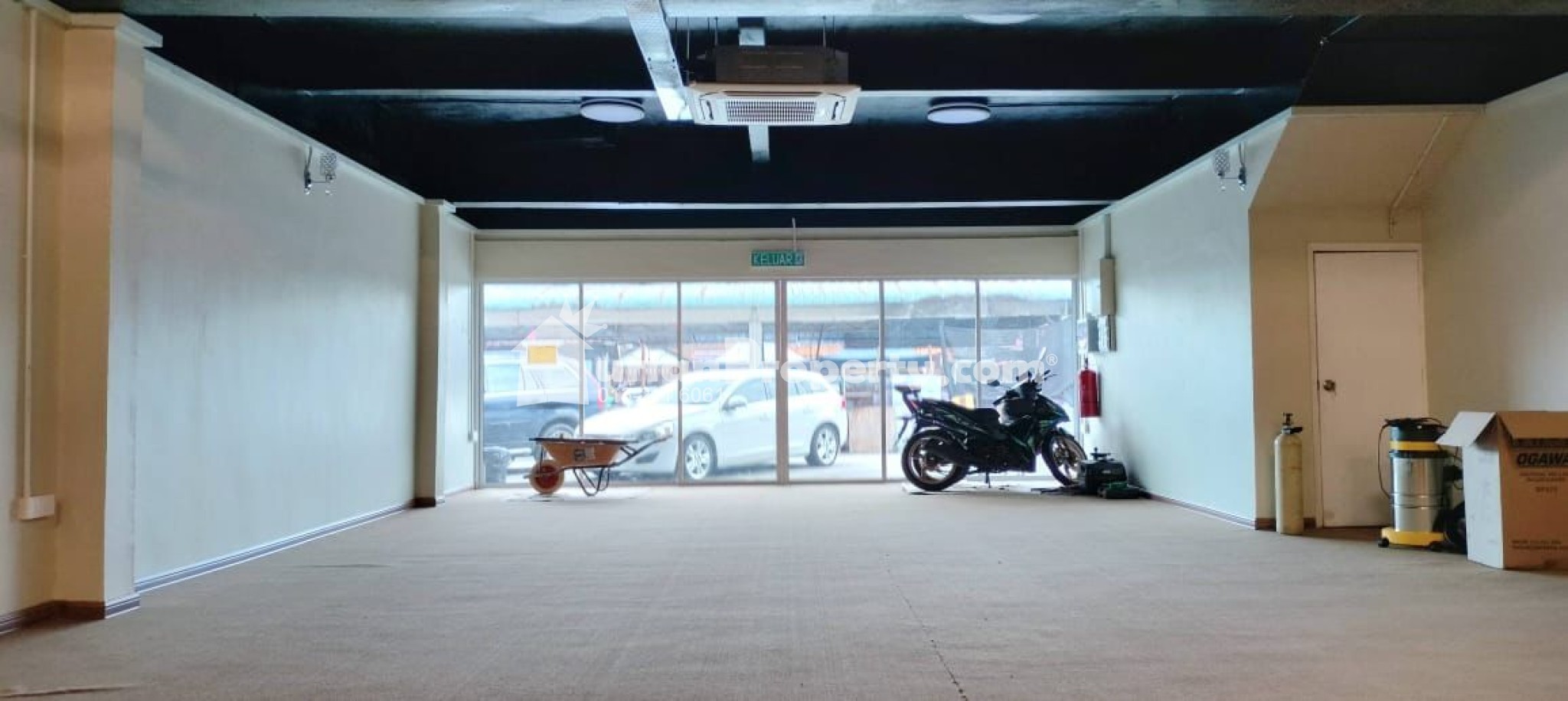 Shop Office For Rent at Taman Lembah Keramat